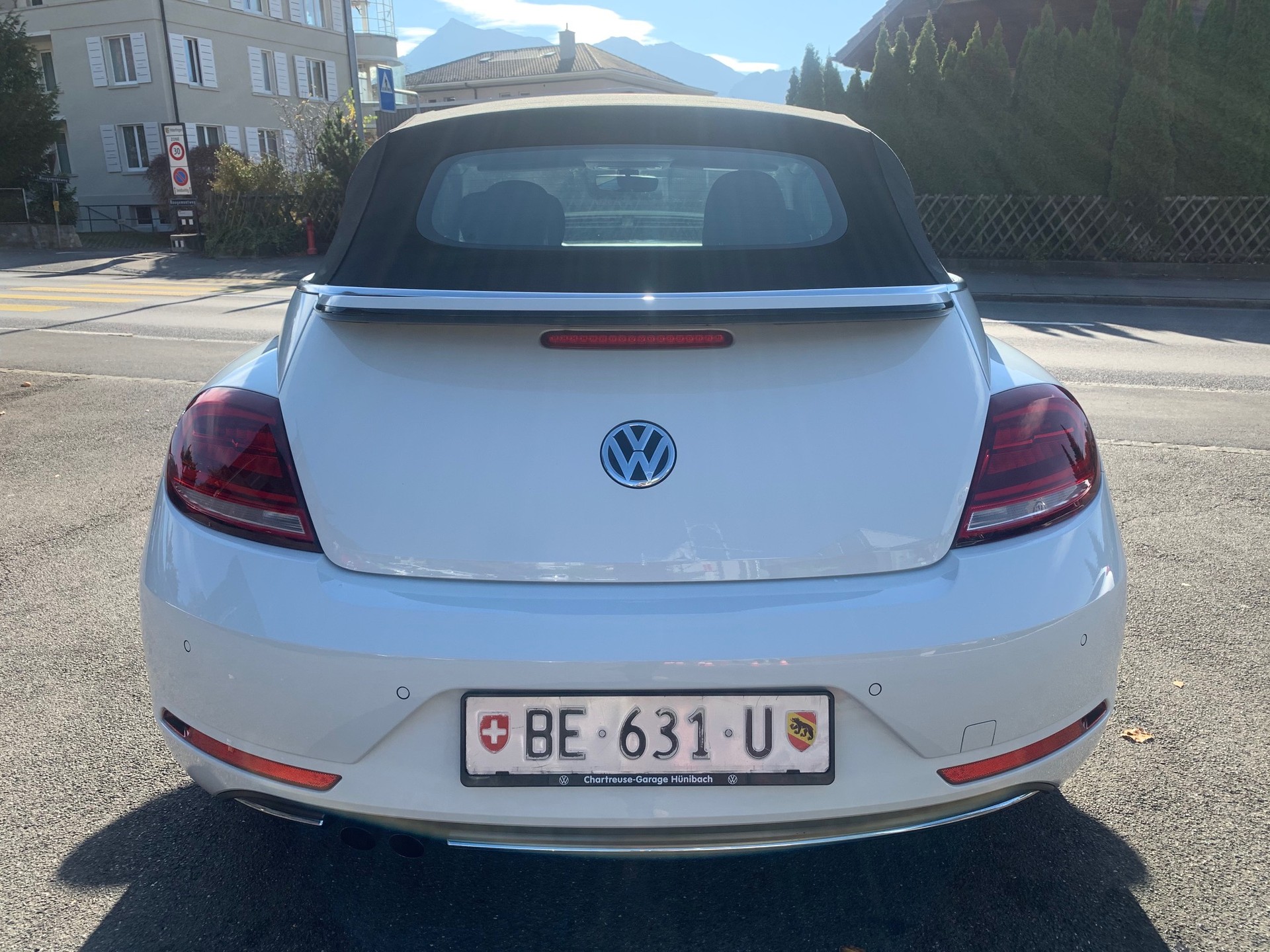 VW Beetle Cabriolet 1.4 TSI BMT Sound DSG-image-4