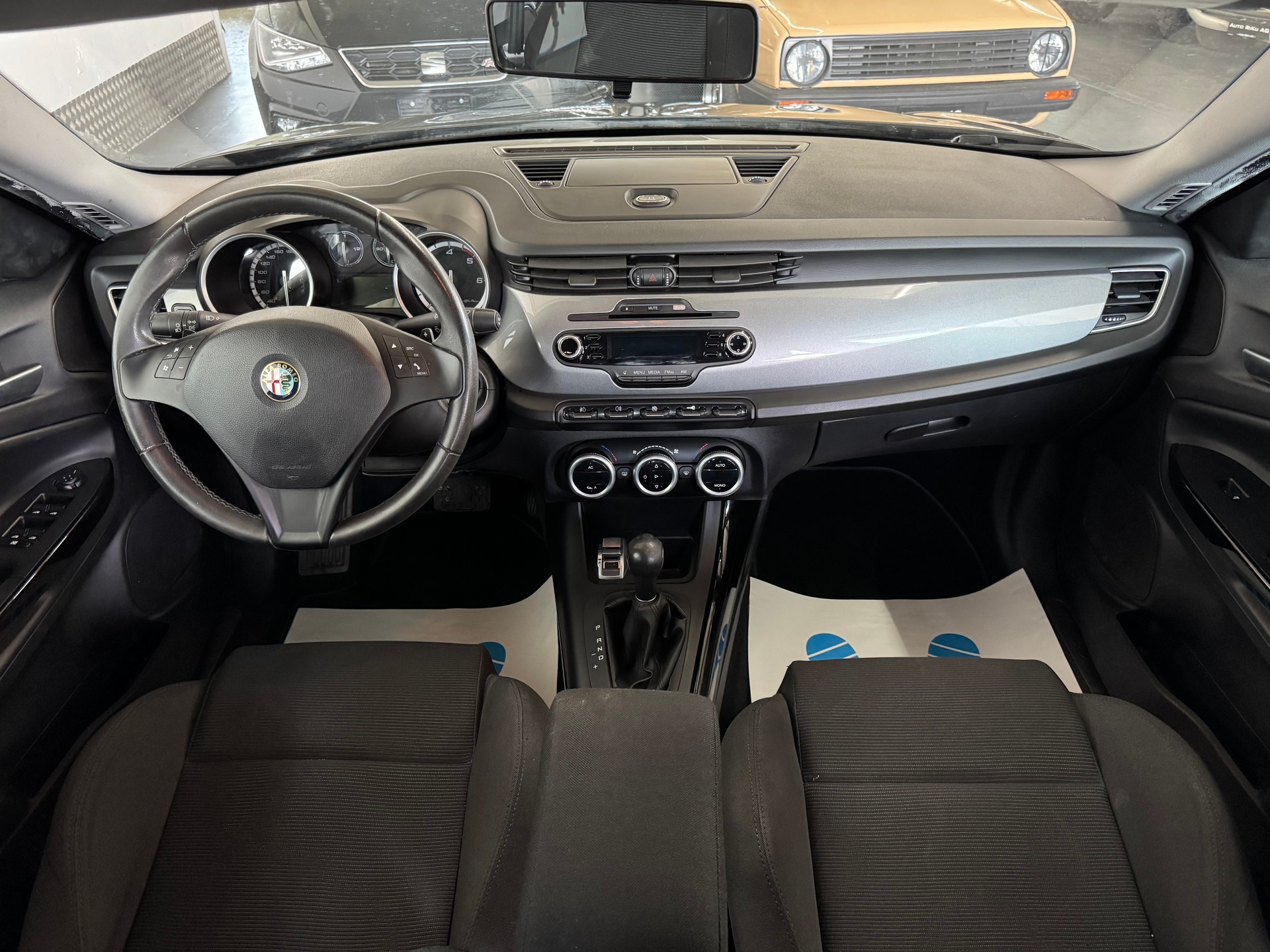 ALFA ROMEO Giulietta 2.0 JTDM Progression TCT-image-14