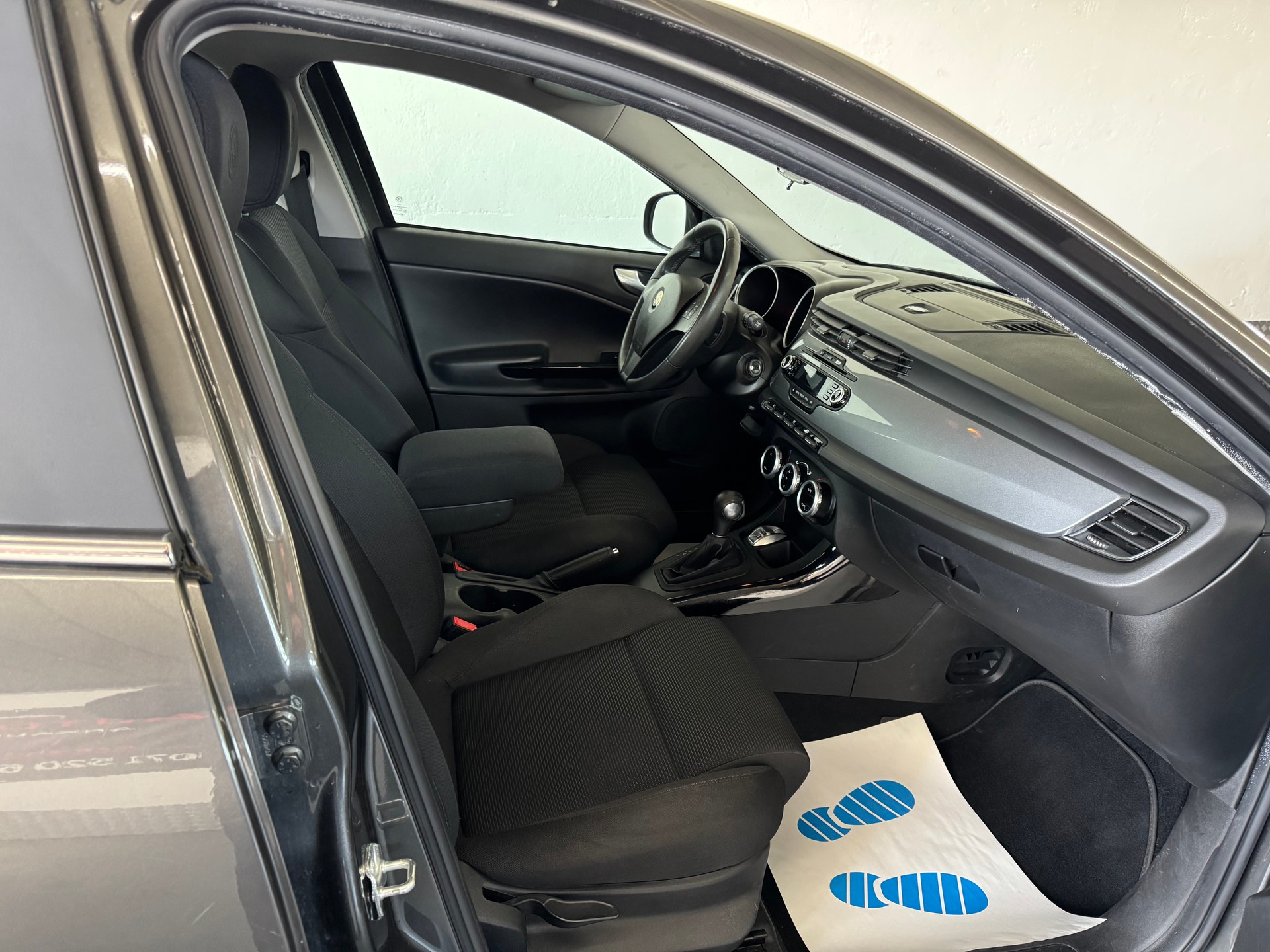 ALFA ROMEO Giulietta 2.0 JTDM Progression TCT-image-17