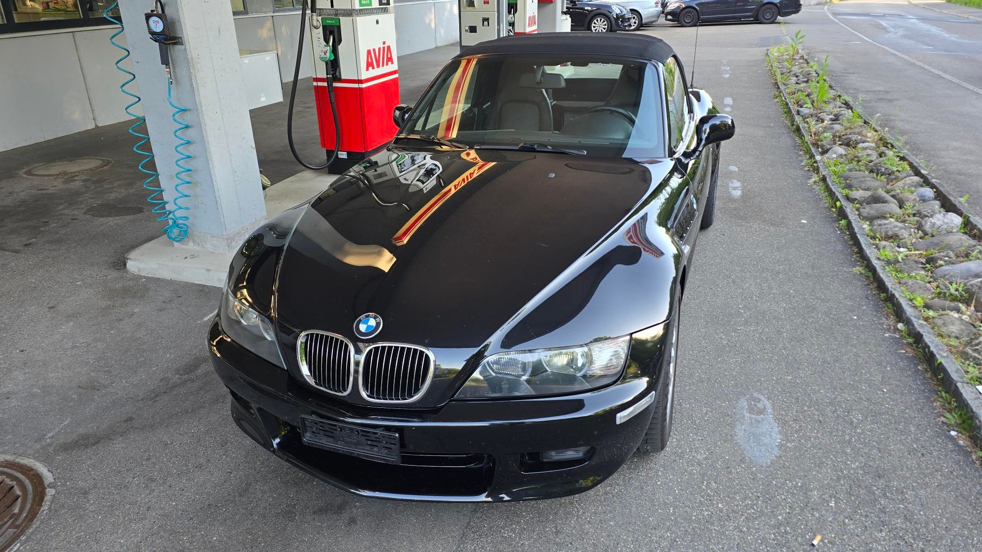 BMW Z3 3.0i Roadster-showroom-element-3