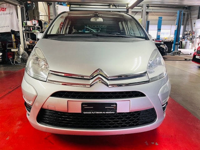 CITROEN C4 Picasso 1.6i 16V Attraction-image-8