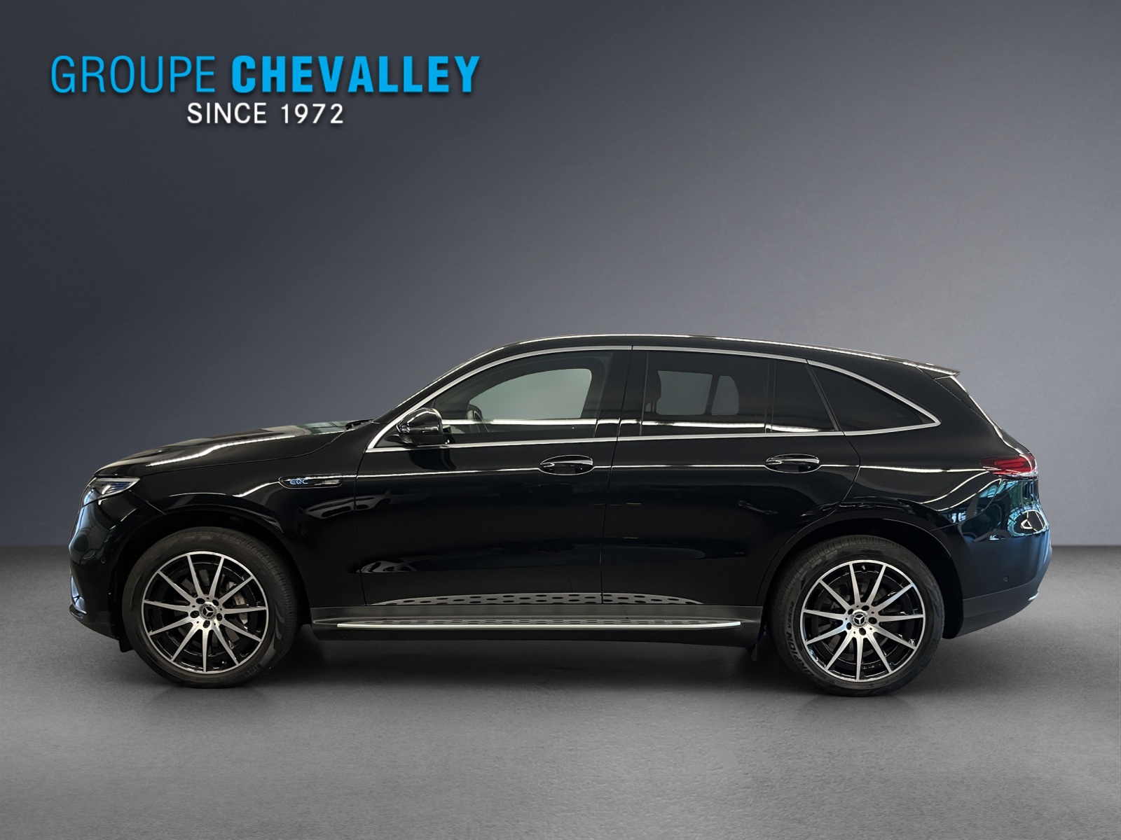MERCEDES-BENZ EQC 400 4Matic-showroom-element-2