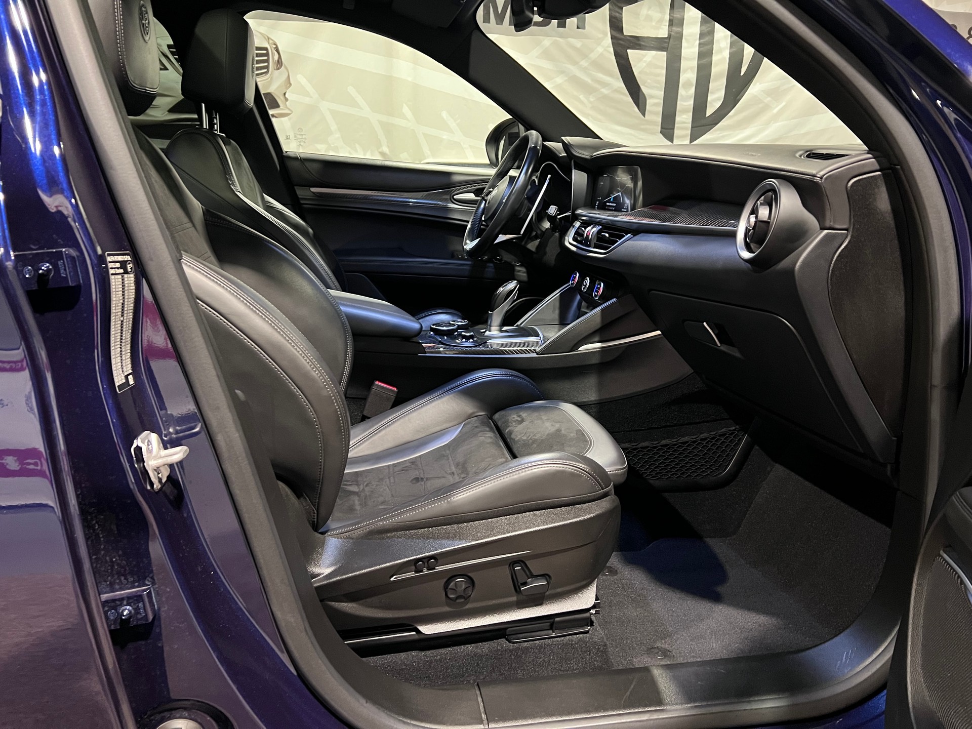 ALFA ROMEO Stelvio 2.9 V6 Quadrifoglio Q4 Automatic-image-13
