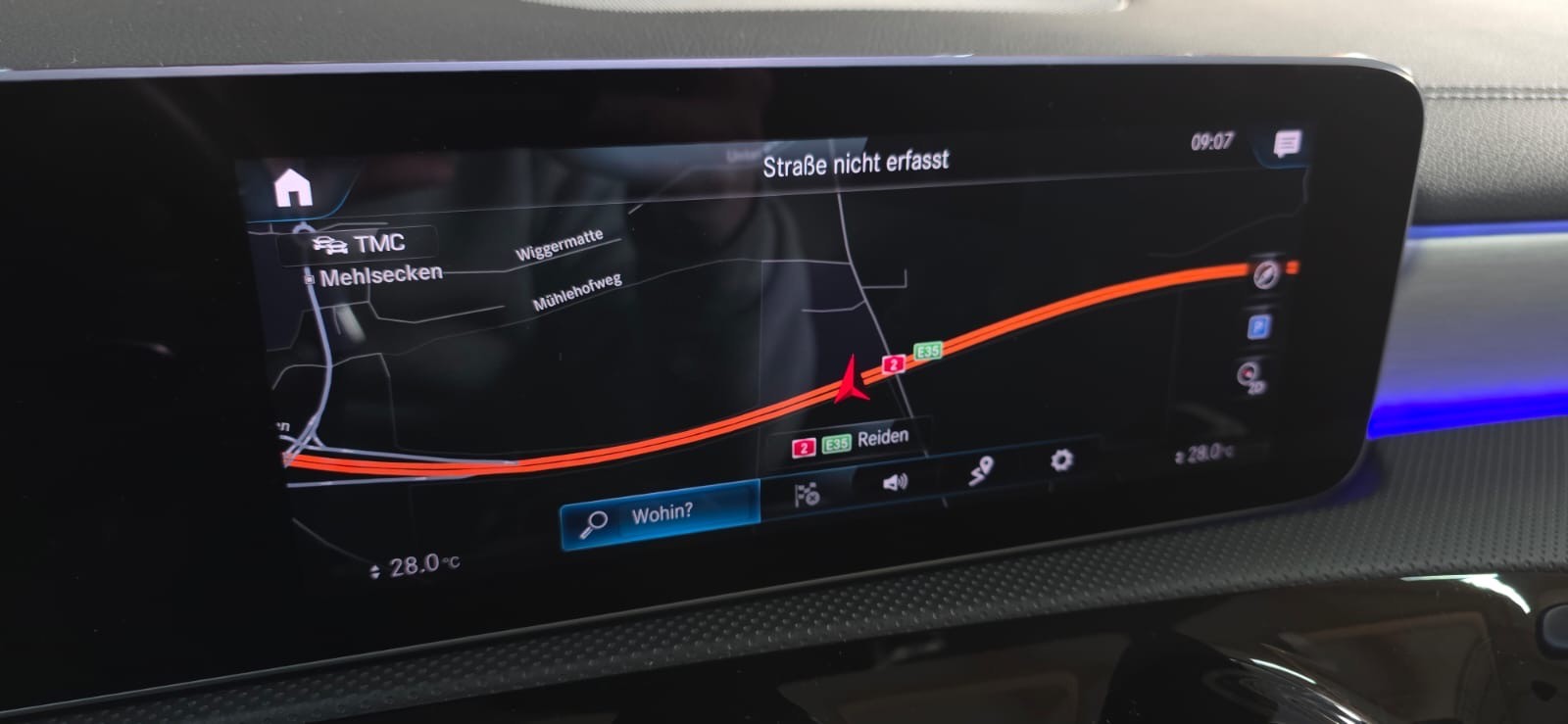 MERCEDES-BENZ A 250 AMG Line 7G-DCT *CH-Fahrzeug*-image-19