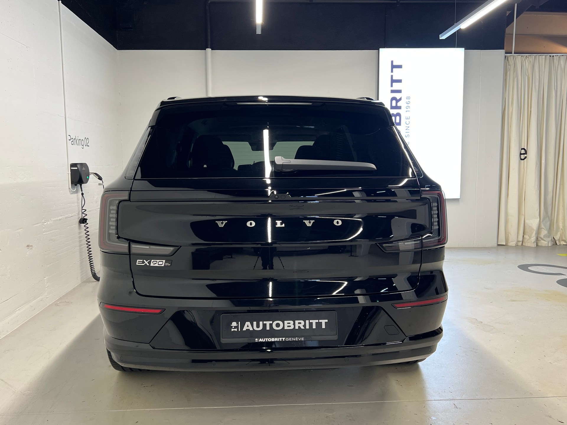 VOLVO EX90 Twin Ultra AWD-image-4