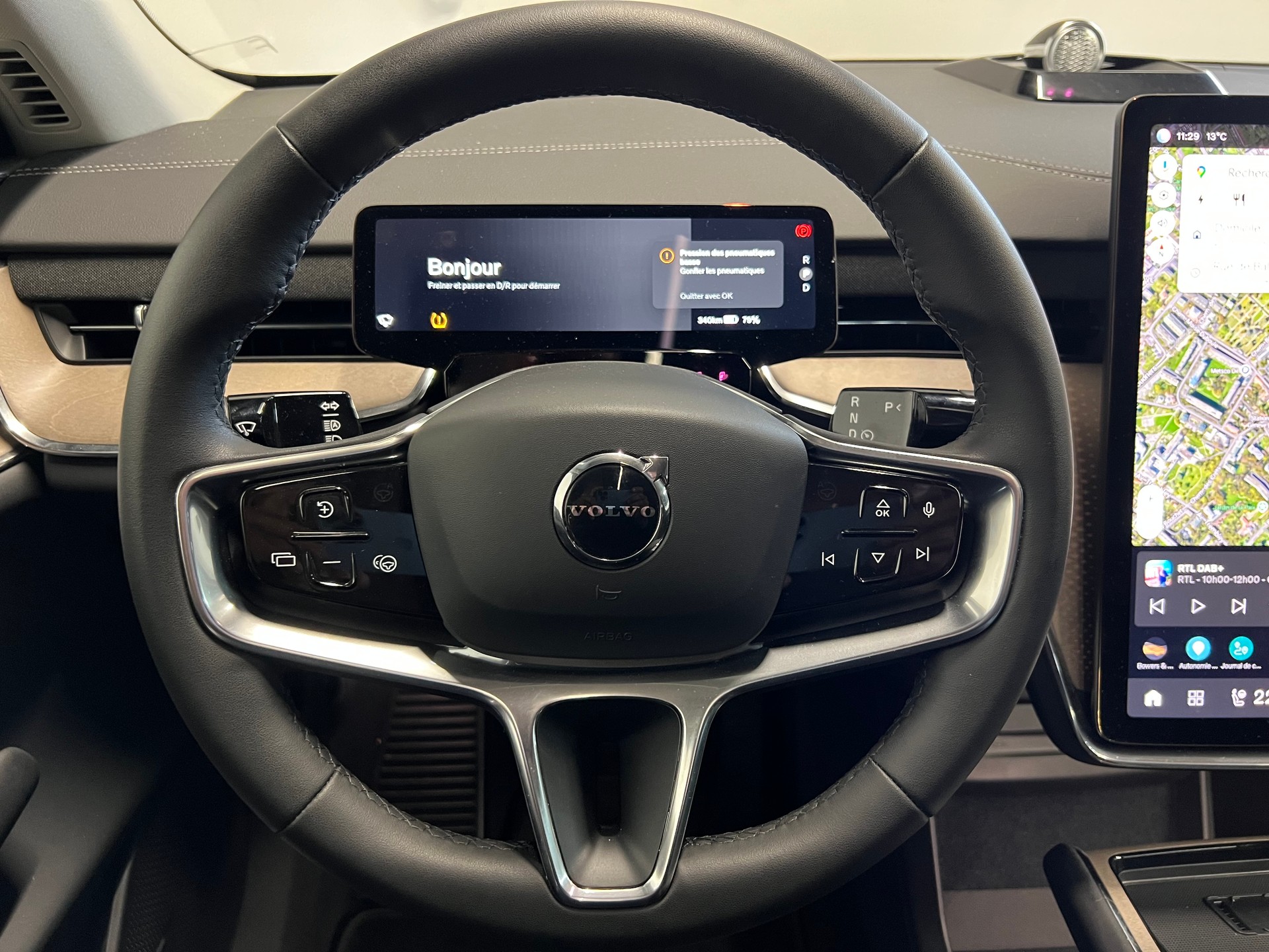 VOLVO EX90 Twin Ultra AWD-image-6