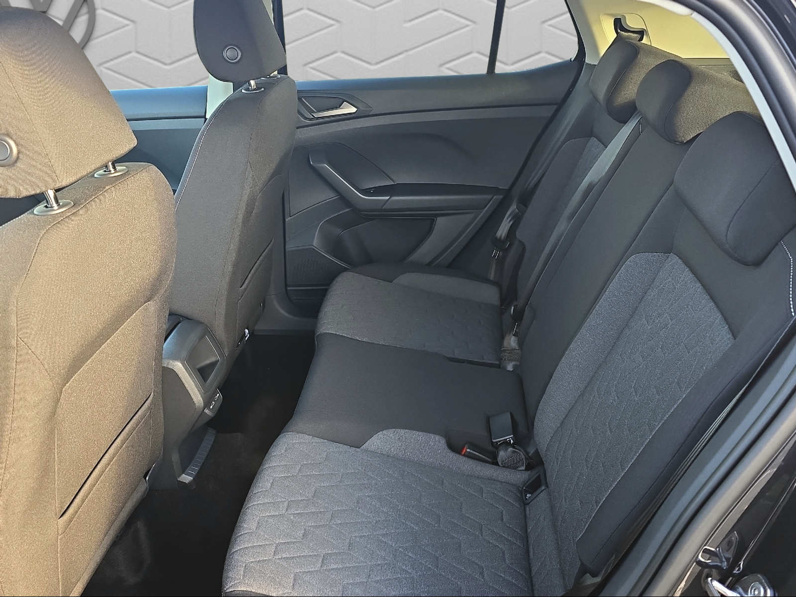 VW VW T-Cross-image-12