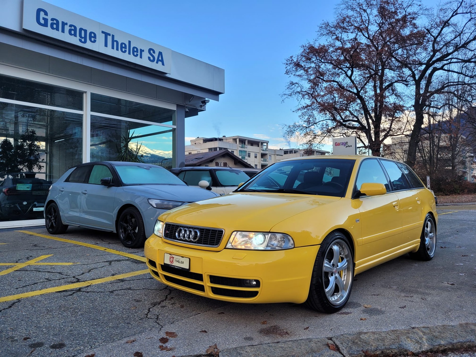 AUDI S4 Avant quattro-image-1