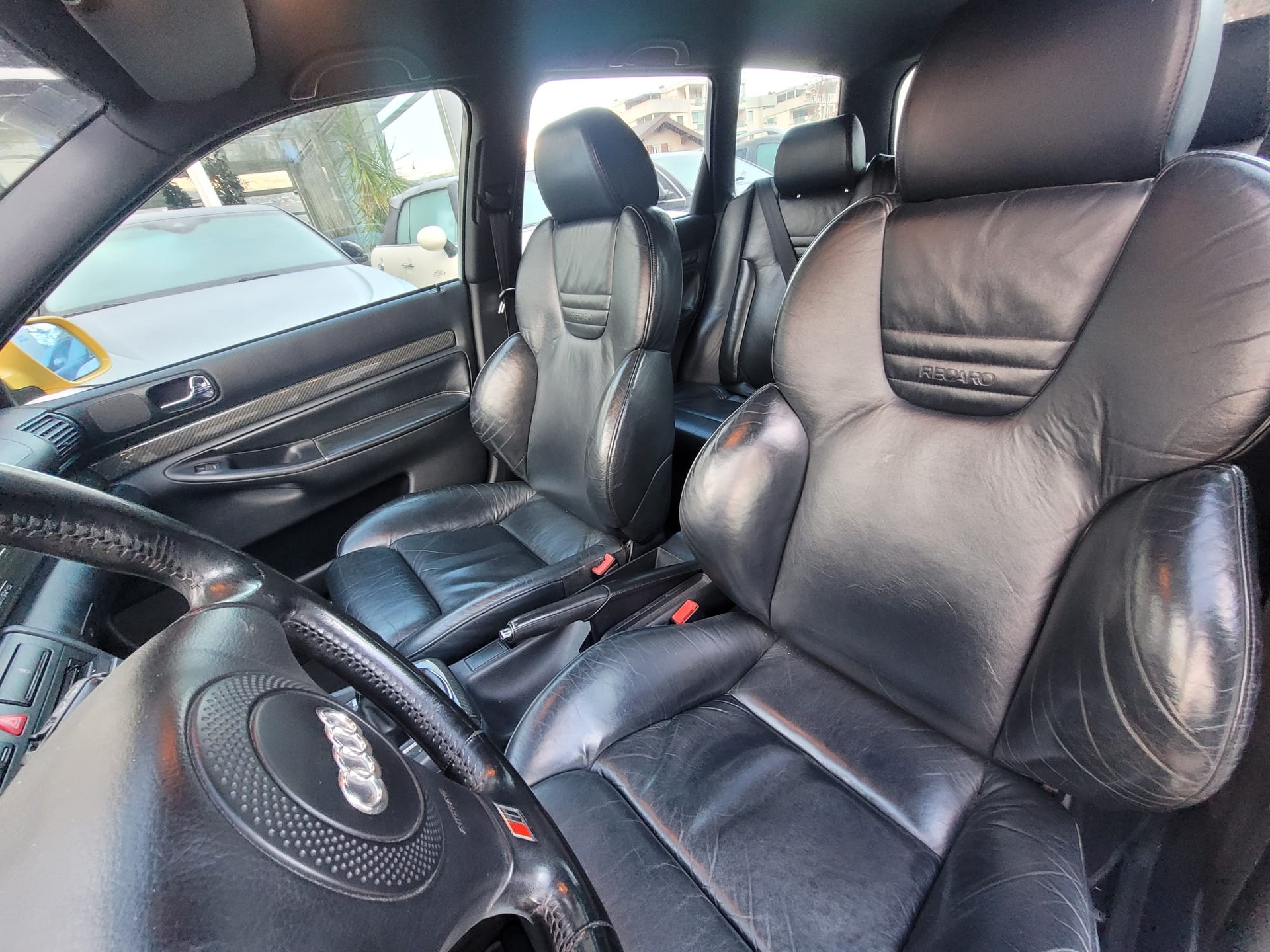 AUDI S4 Avant quattro-image-9