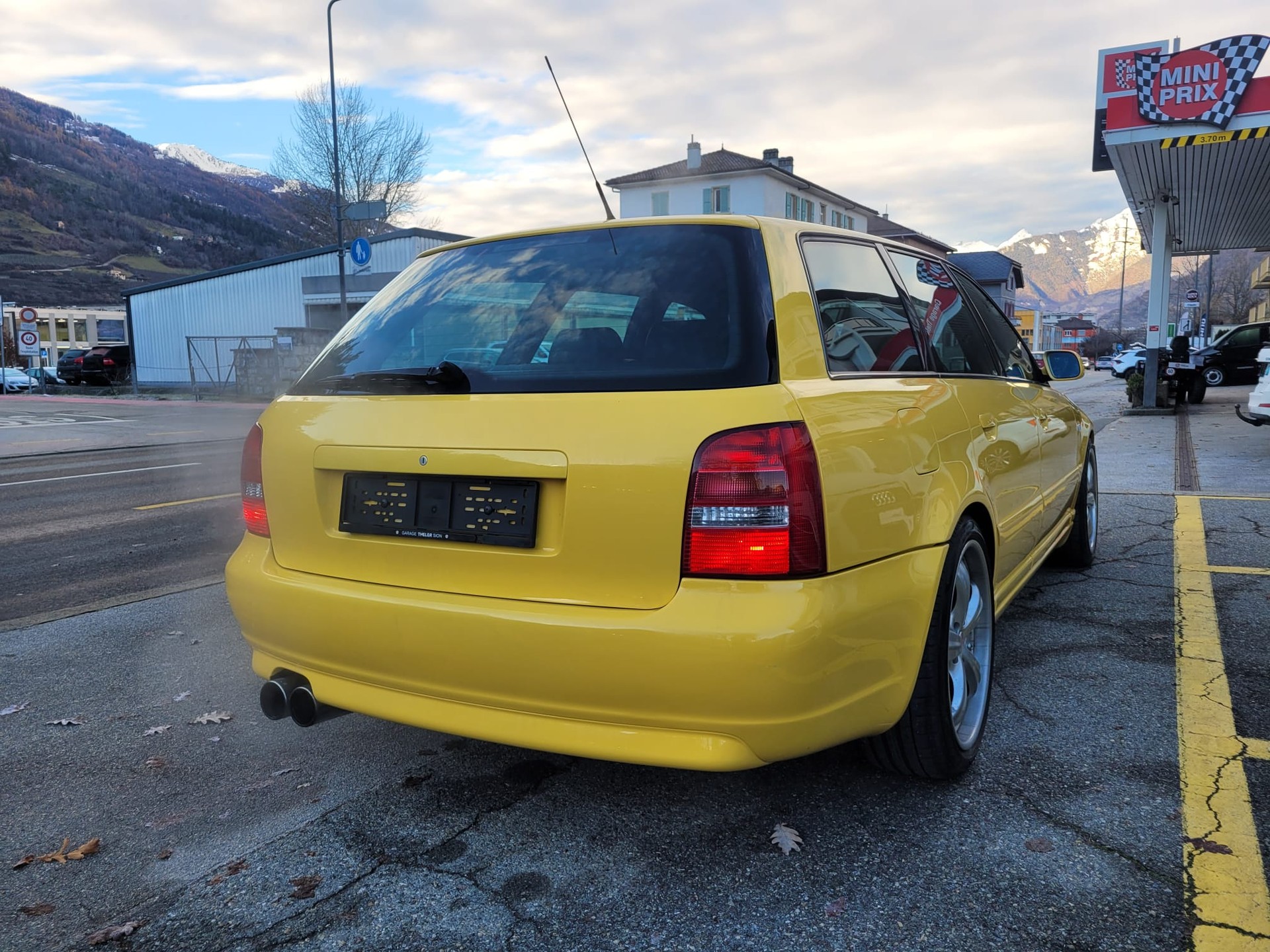AUDI S4 Avant quattro-image-6