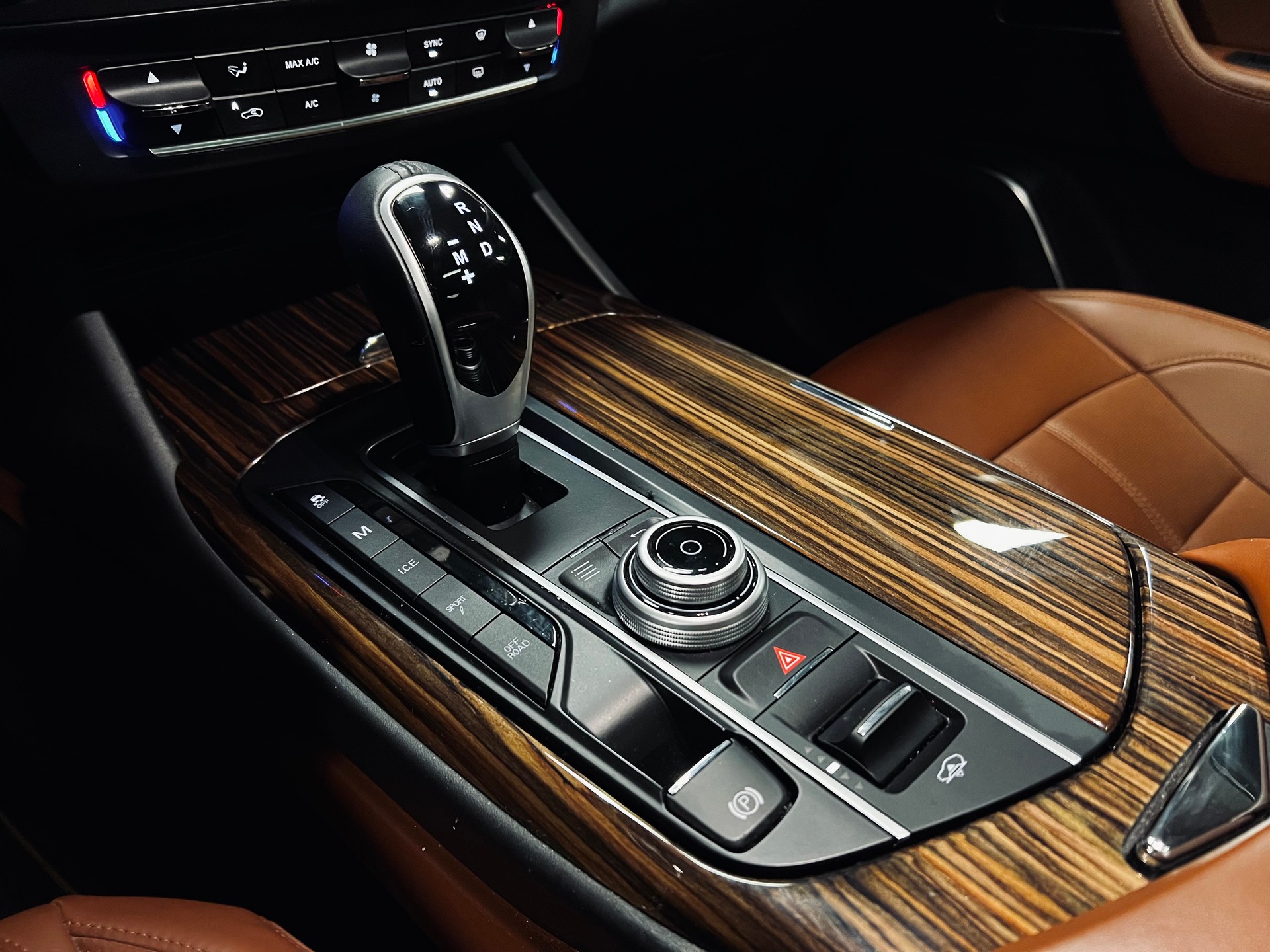 MASERATI Levante D 3.0 V6 Automatica-image-10