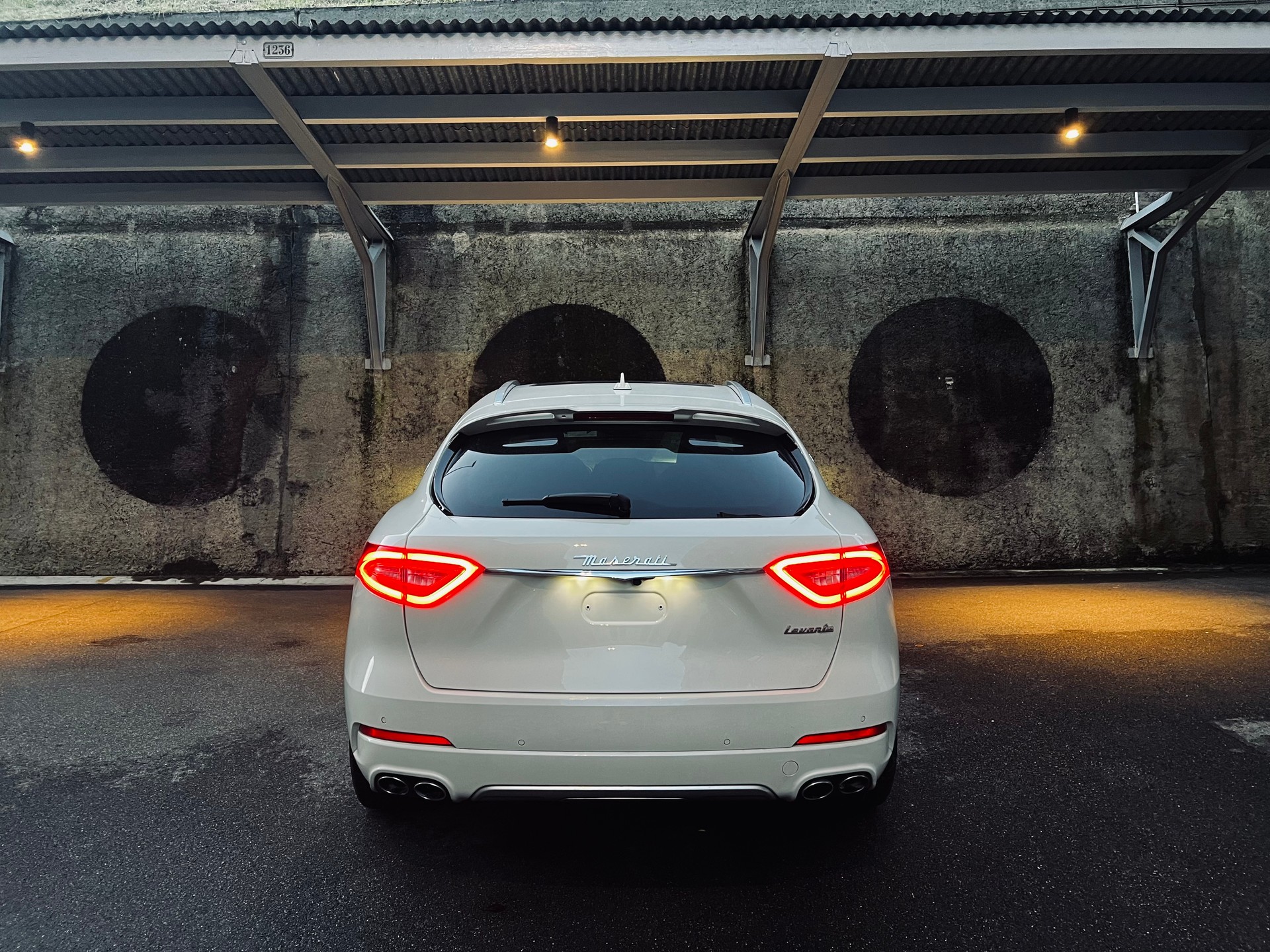 MASERATI Levante D 3.0 V6 Automatica-showroom-element-3