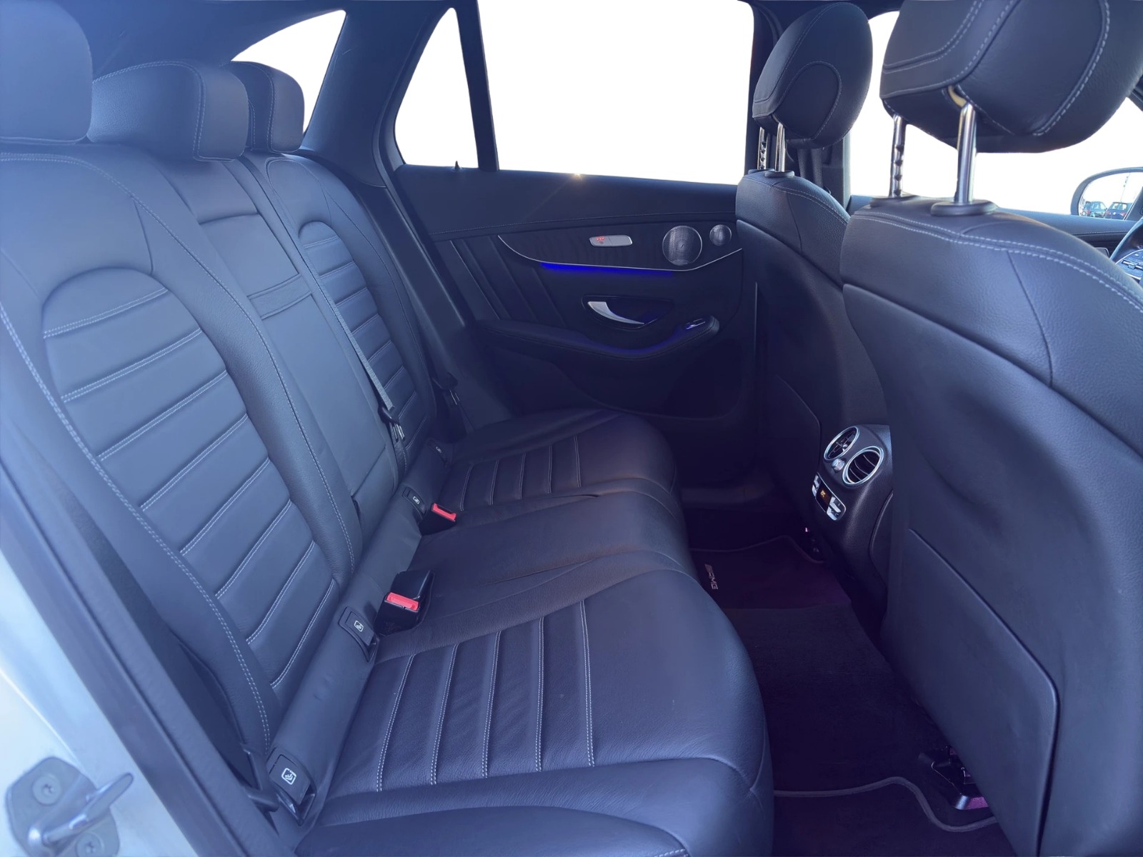 MERCEDES-BENZ GLC 400 d AMG Line 4m-image-22