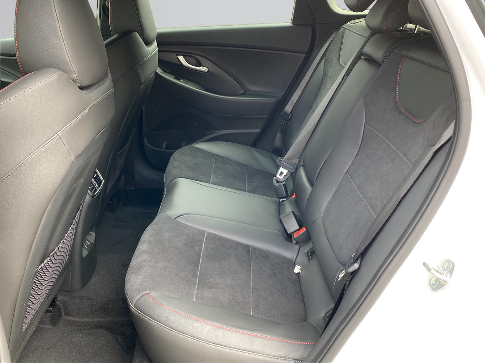 HYUNDAI i30 Wagon 1.5 T-GDi N-Line LUX.pack-image-11