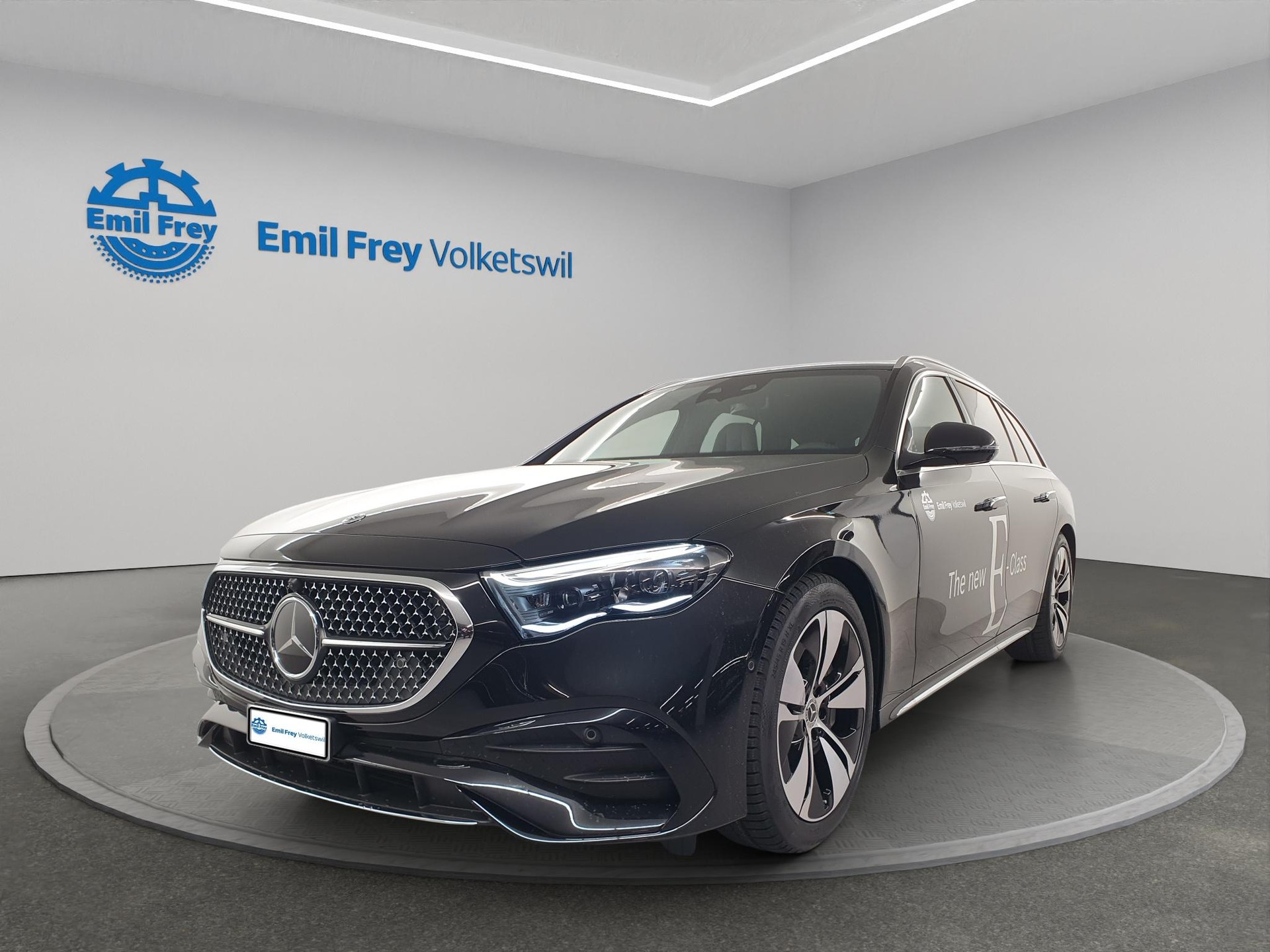 MERCEDES-BENZ E 220 d AMG Line Kombi-image-0
