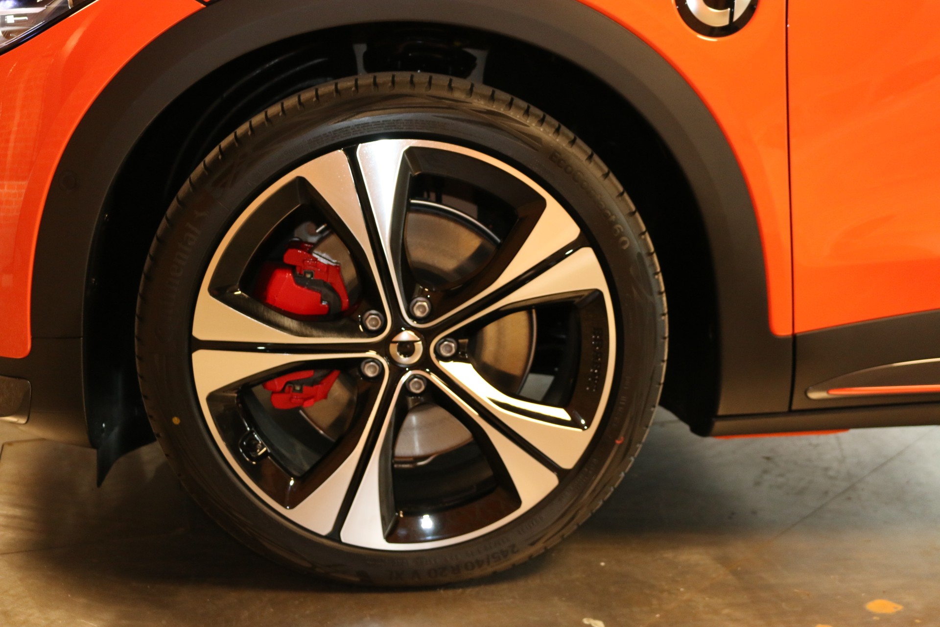 SMART #3 66kWh BRABUS 4x4, 428PS, 1,9% Leasing-Aktion, sofort verfügbar-image-12