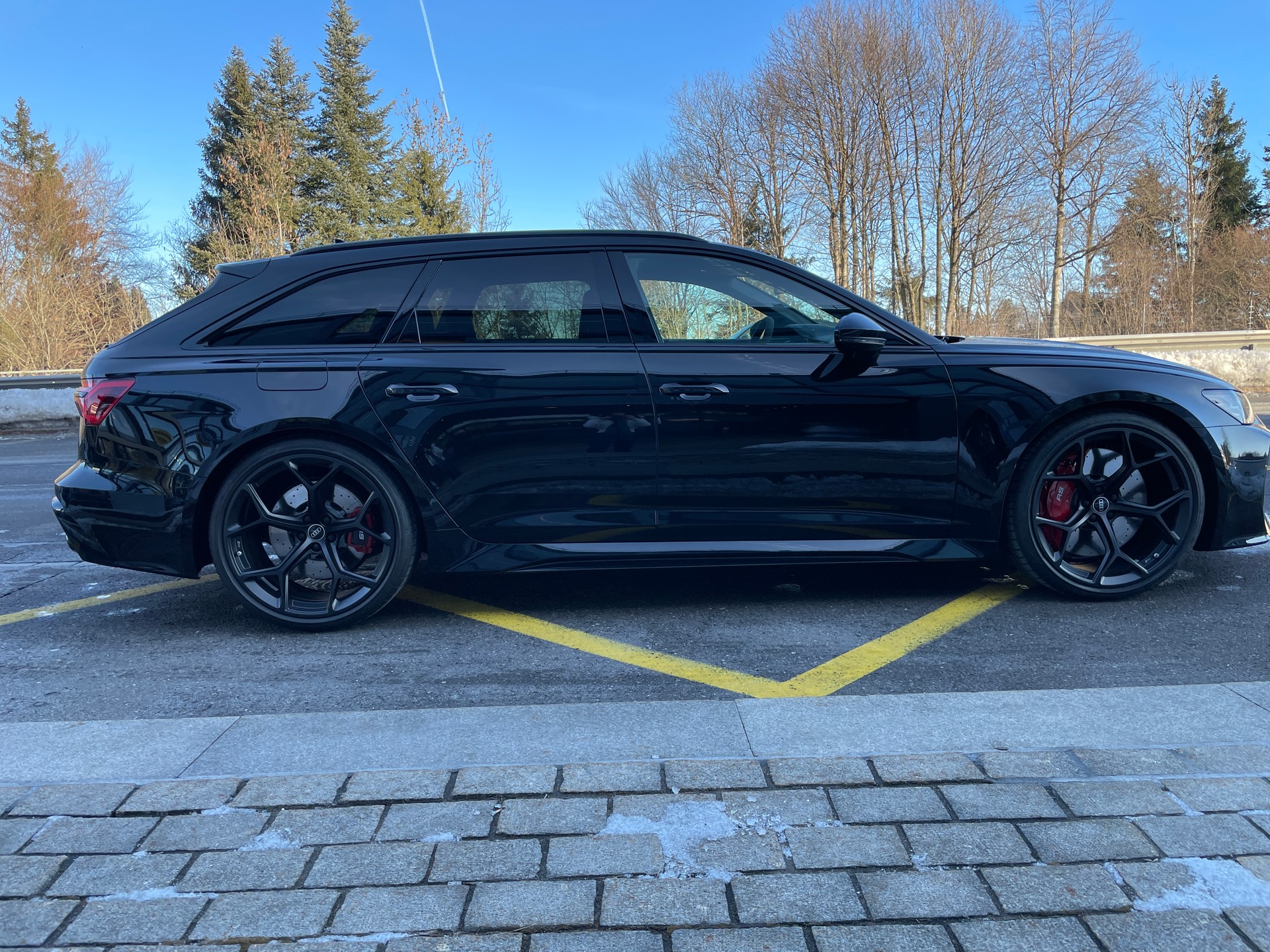 AUDI RS6 Avant 4.0 TFSI V8 Performance quattro-showroom-element-3