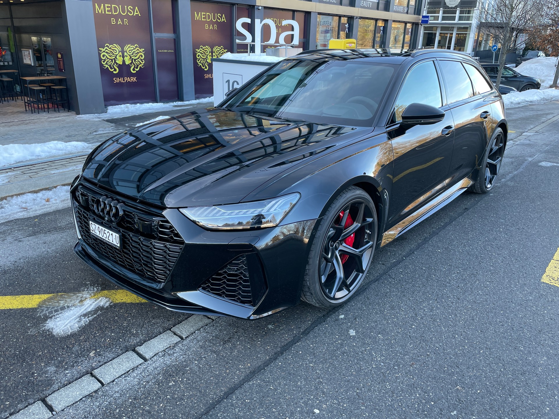 AUDI RS6 Avant 4.0 TFSI V8 Performance quattro