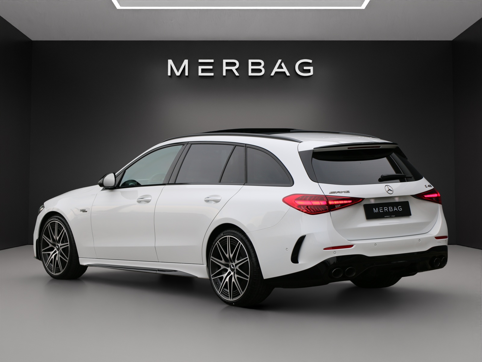 MERCEDES-BENZ C 43 AMG T 4M Executive-image-2