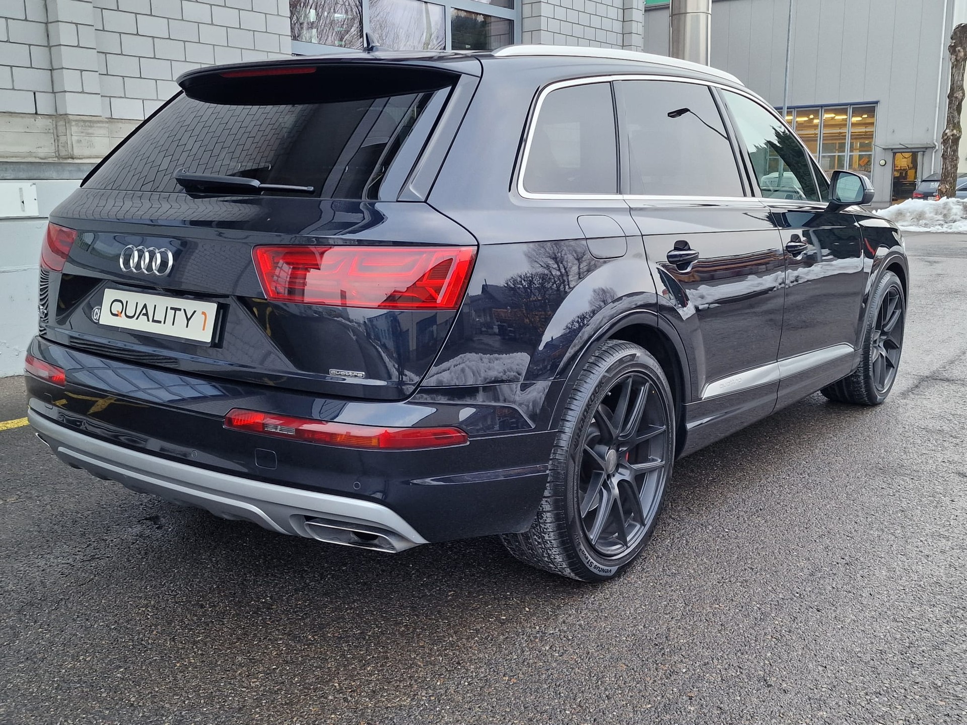 AUDI Q7 3.0 TDI quattro tiptronic-image-4