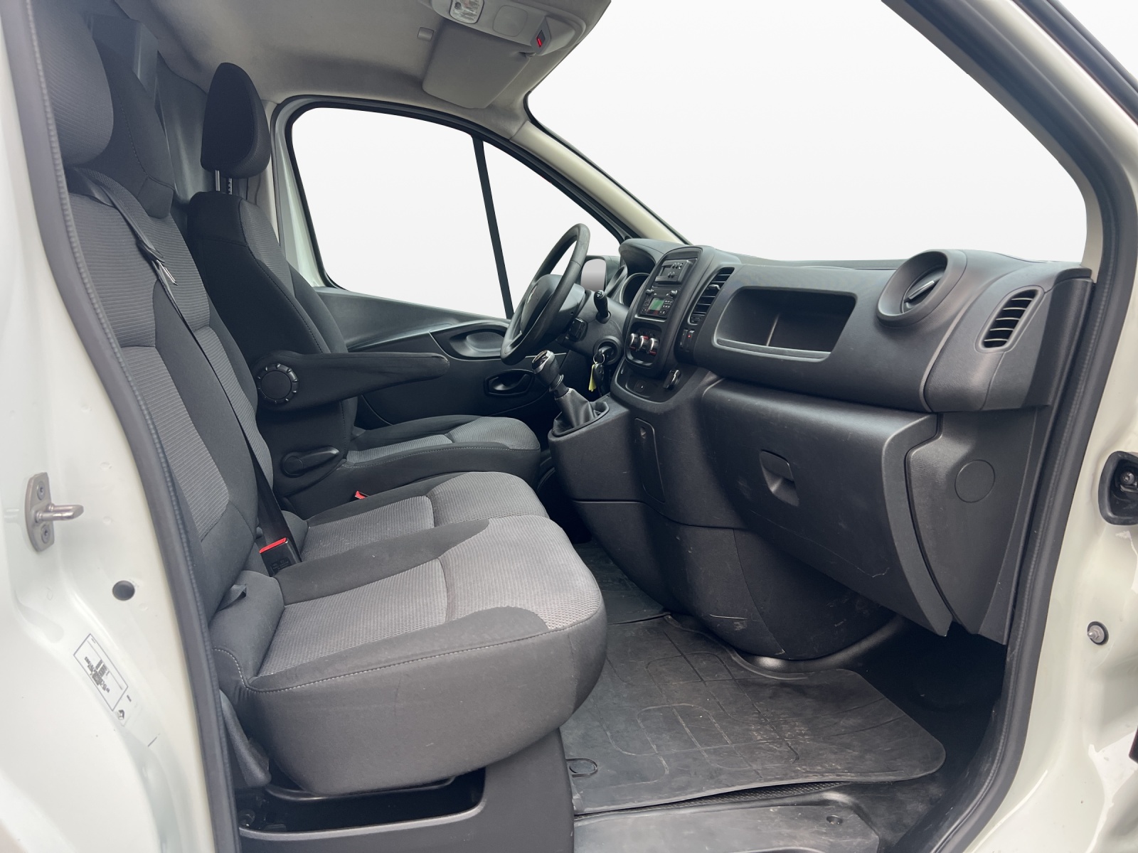 RENAULT Trafic 1.6 ENERGY dCi 95 3.0t Busin.L1H1 Pro+Kühl-image-12