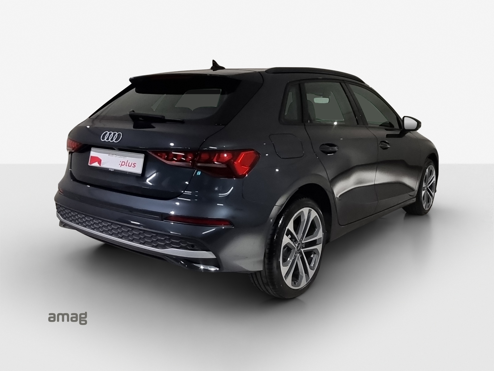AUDI A3 Sportback 40 TFSI e S-tronic-image-4