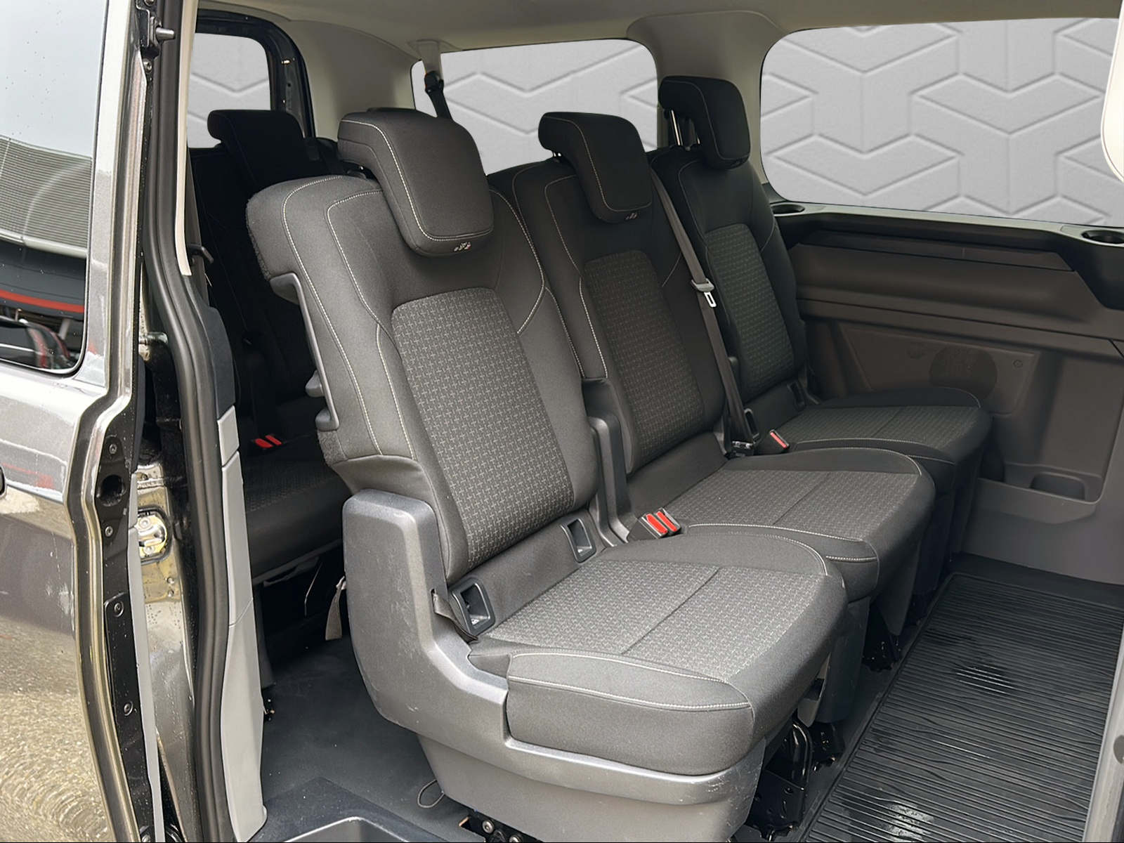 FORD Transit Custom Combi 320 L1H1 Trend-image-15