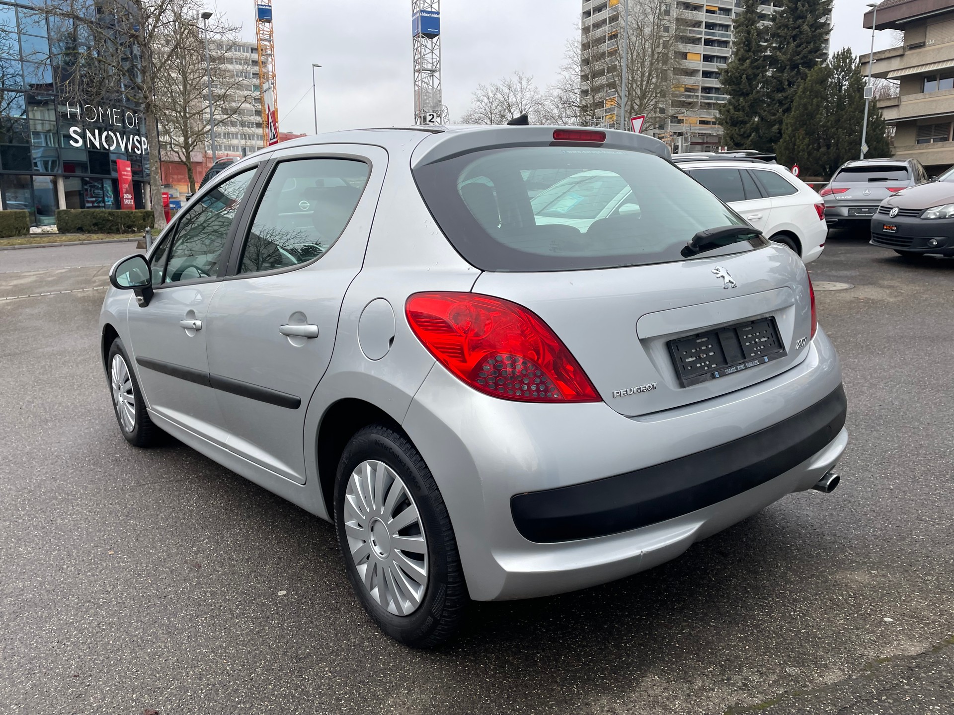 PEUGEOT 207 1.4 16V Trendy-image-2