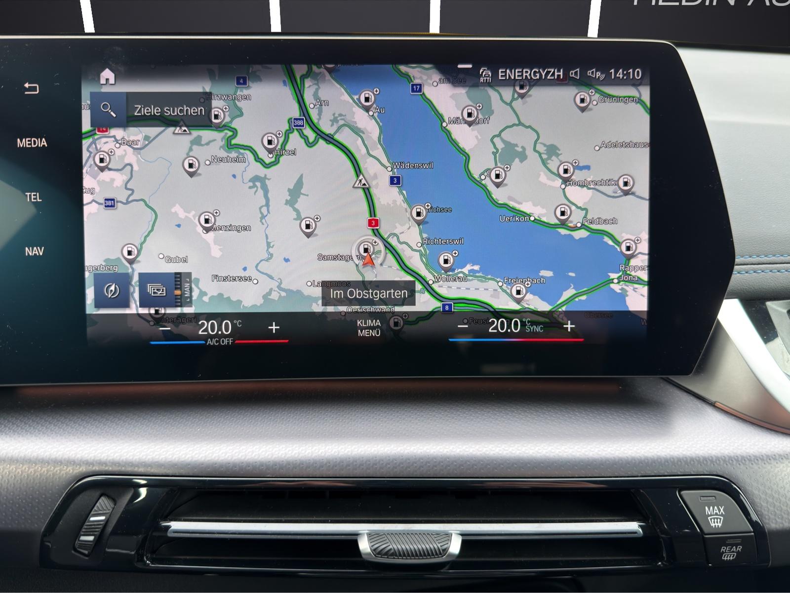 BMW X1 20i sDrive paddles-image-12
