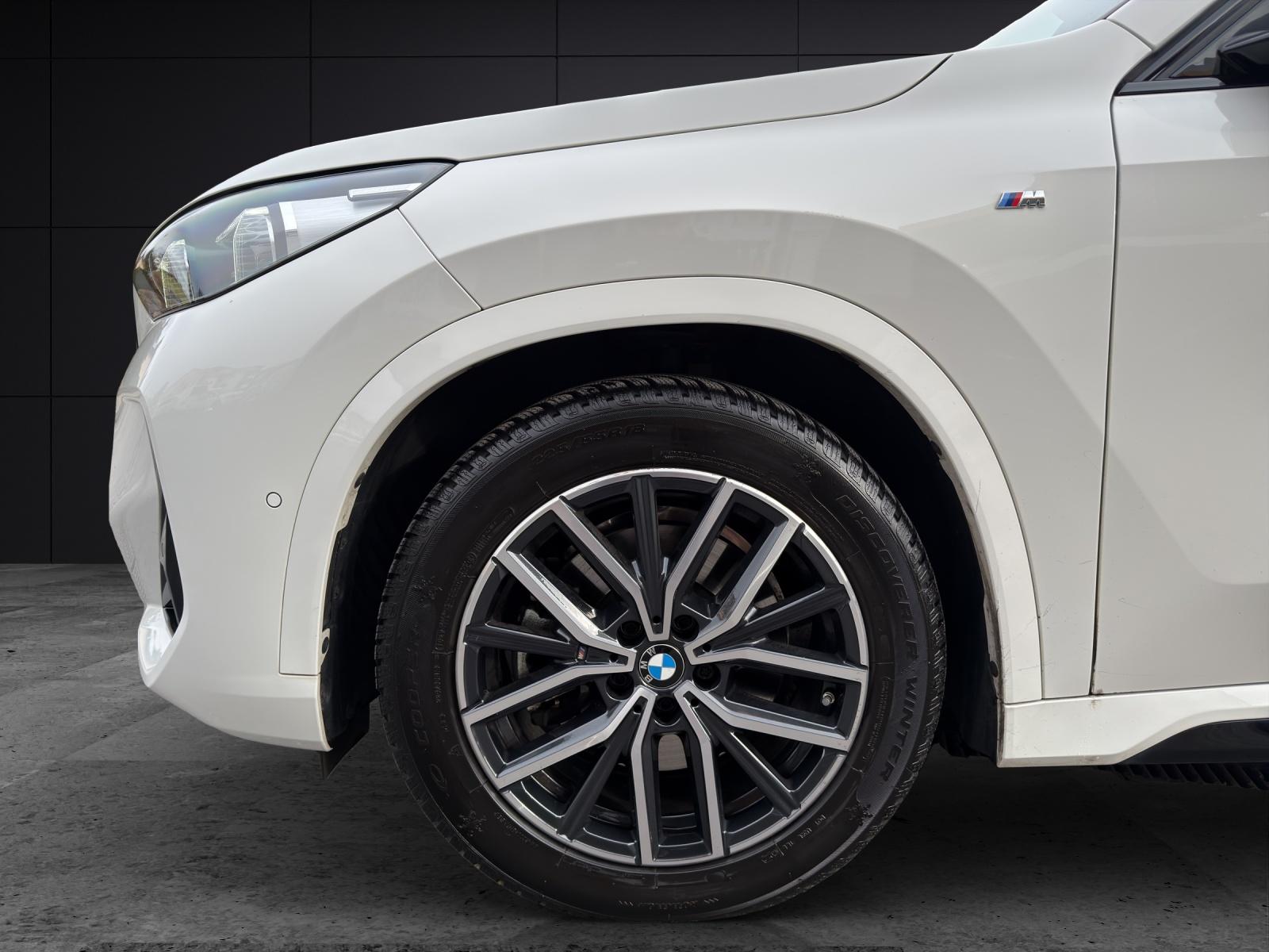 BMW X1 20i sDrive paddles-image-4