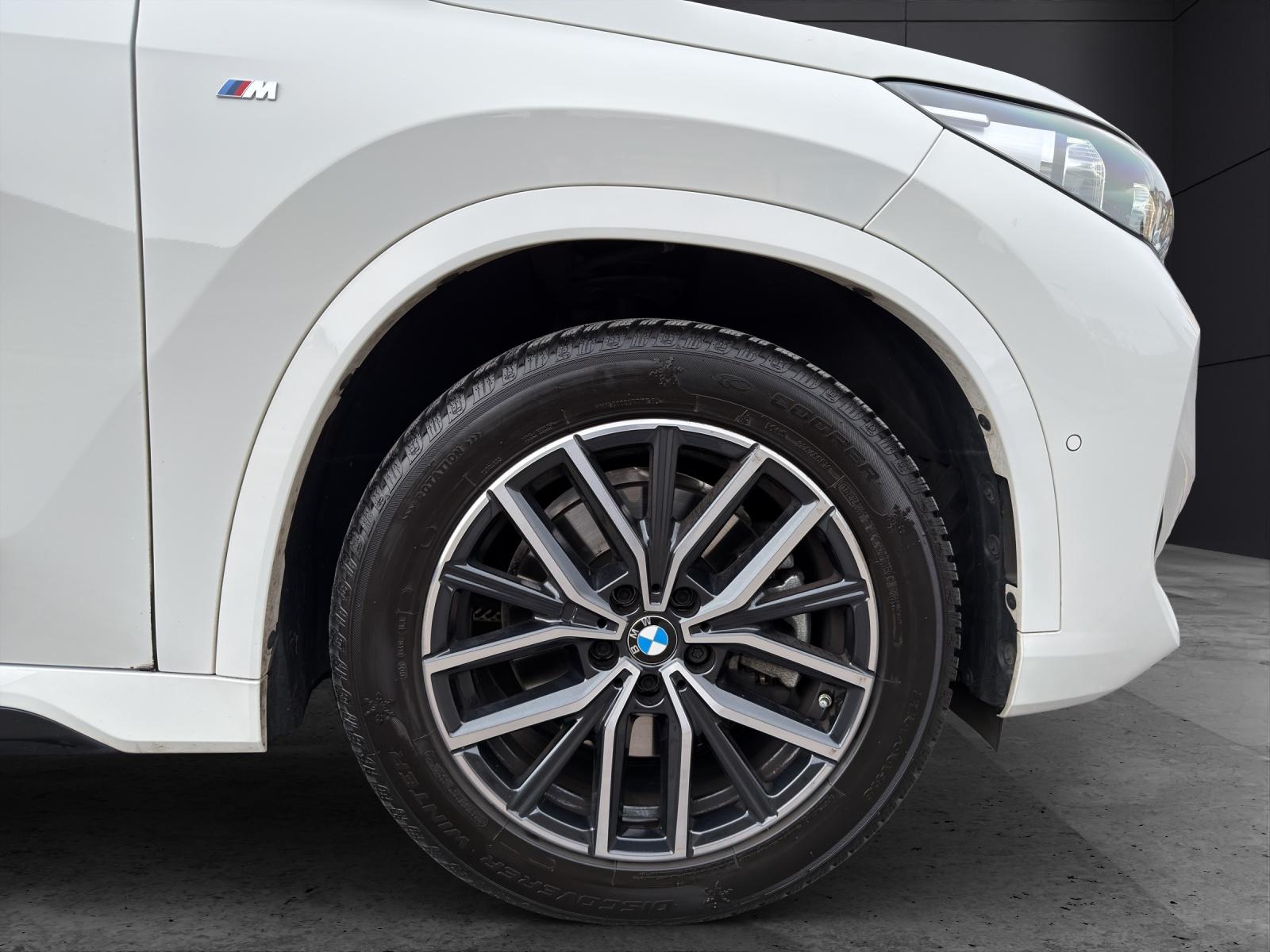 BMW X1 20i sDrive paddles-image-19