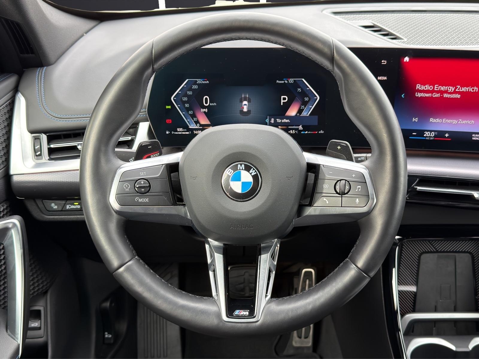 BMW X1 20i sDrive paddles-image-5