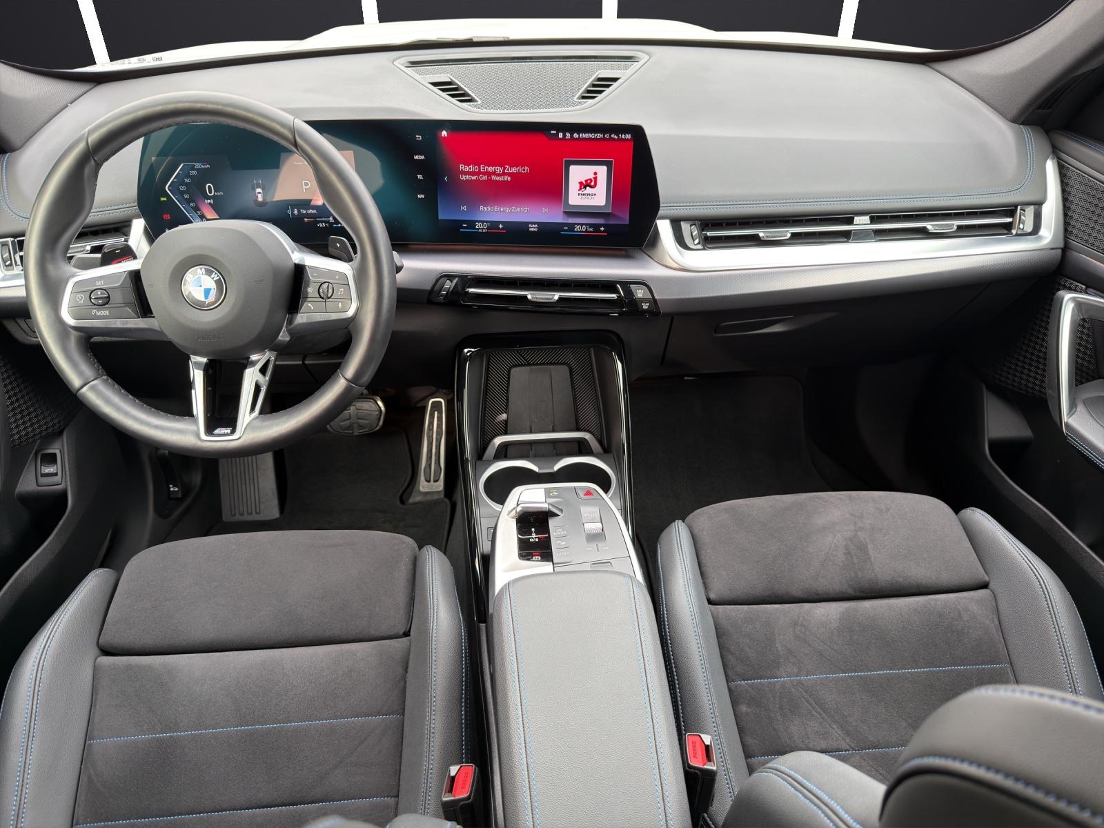 BMW X1 20i sDrive paddles-image-11