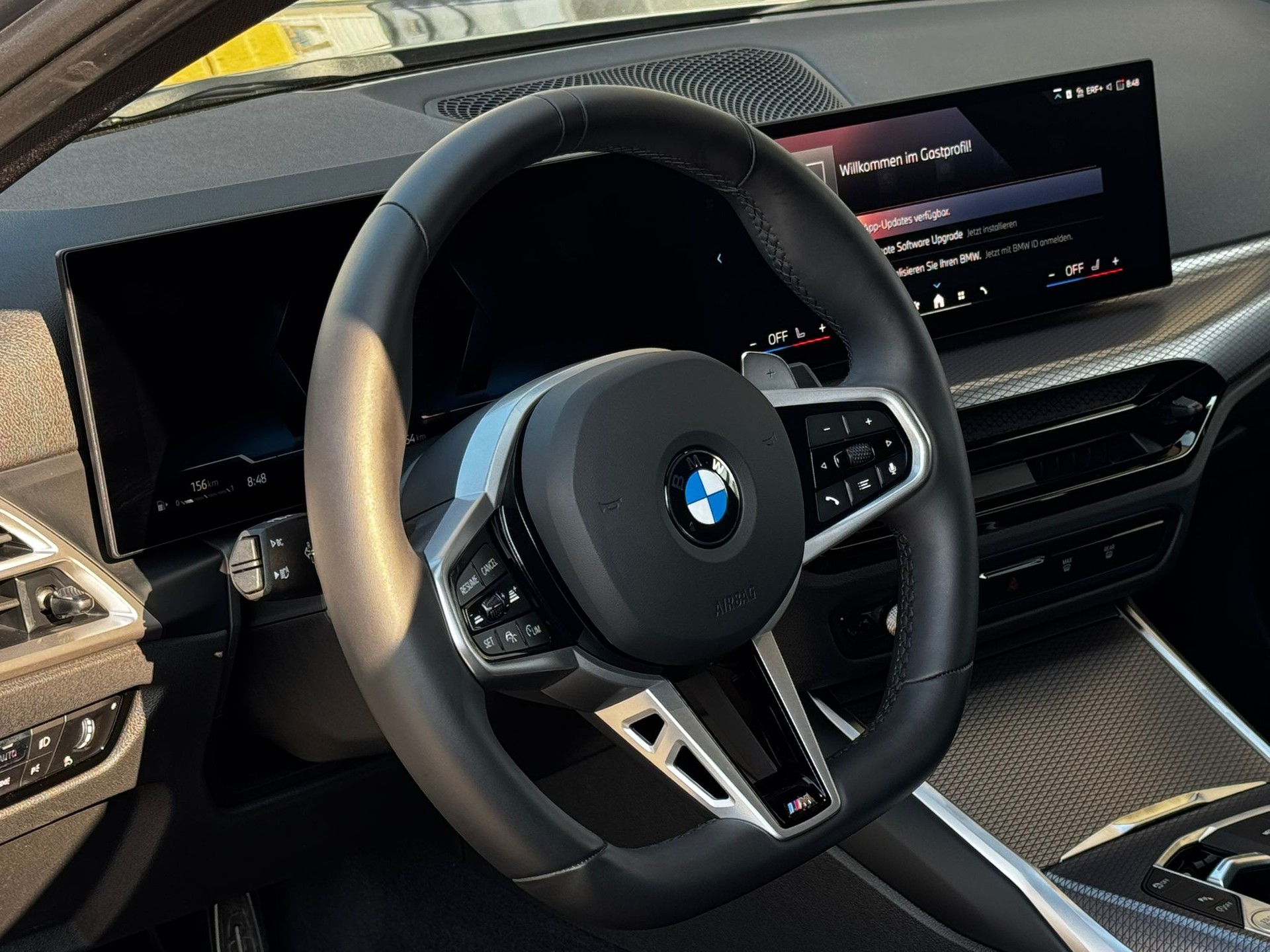 BMW 330i Touring xDrive Steptronic M Sport *Shadow-Line**Live Cockpit**245PS**Modell 2025*-image-9