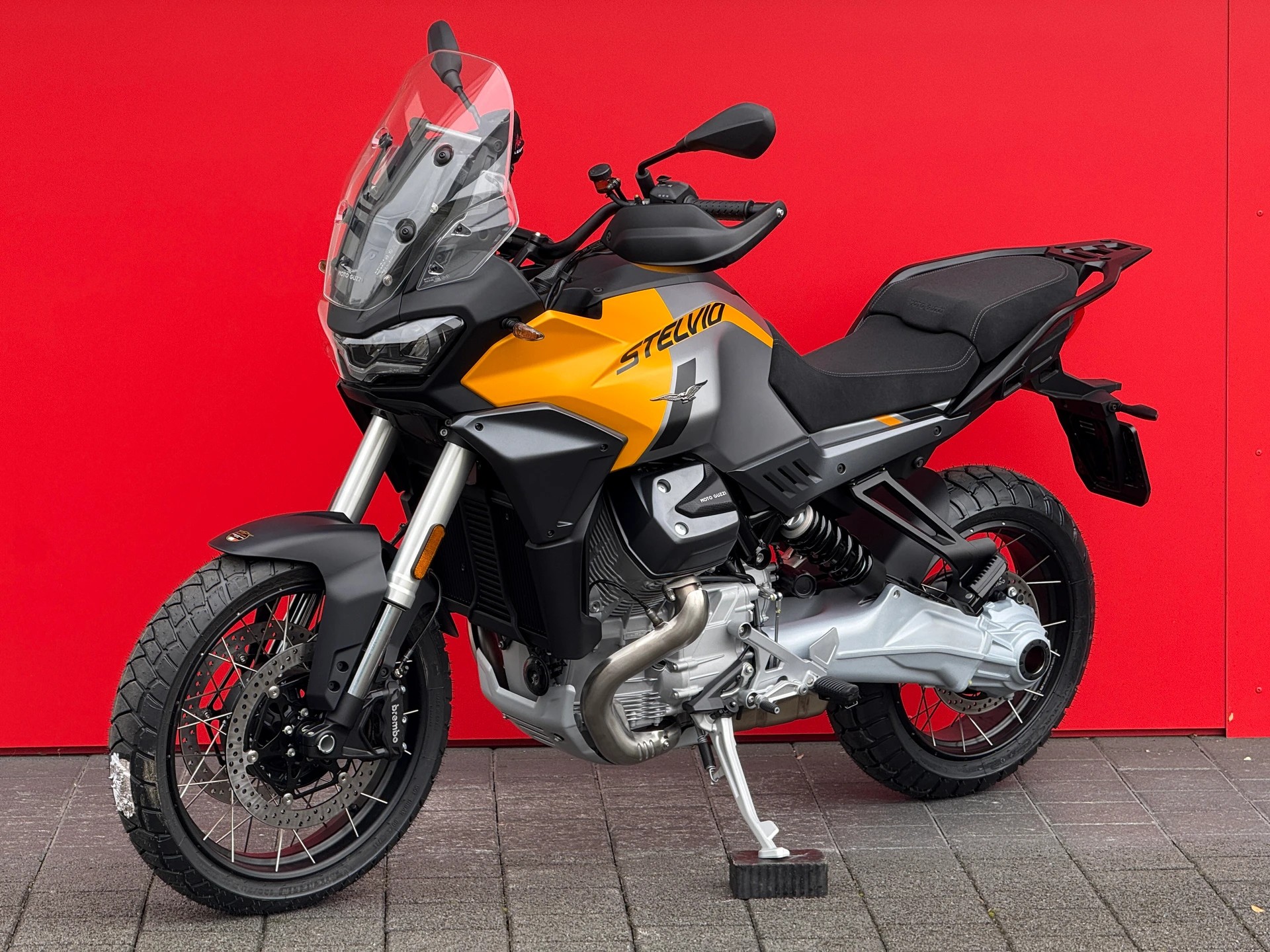 MOTO GUZZI Stelvio 1000 E5+-image-10
