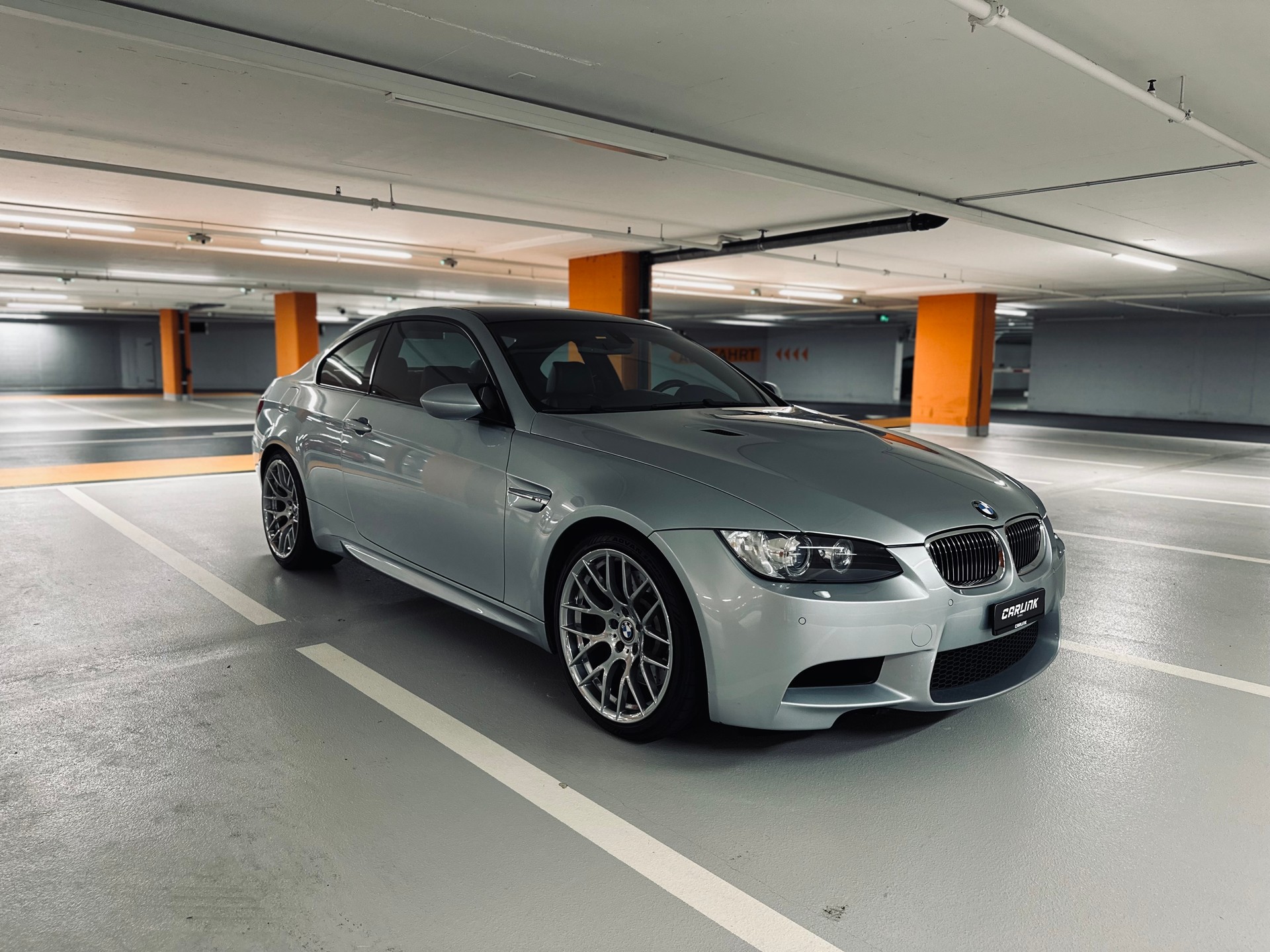 BMW M3 Coupé-showroom-element-2