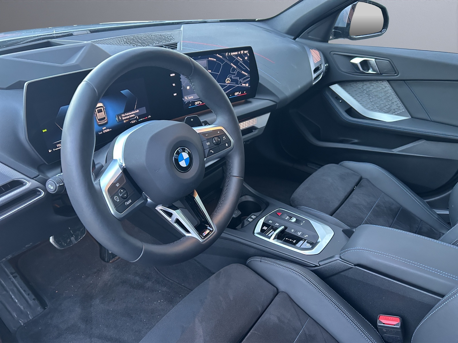 BMW 123 xDrive M Sport Steptronic-image-23