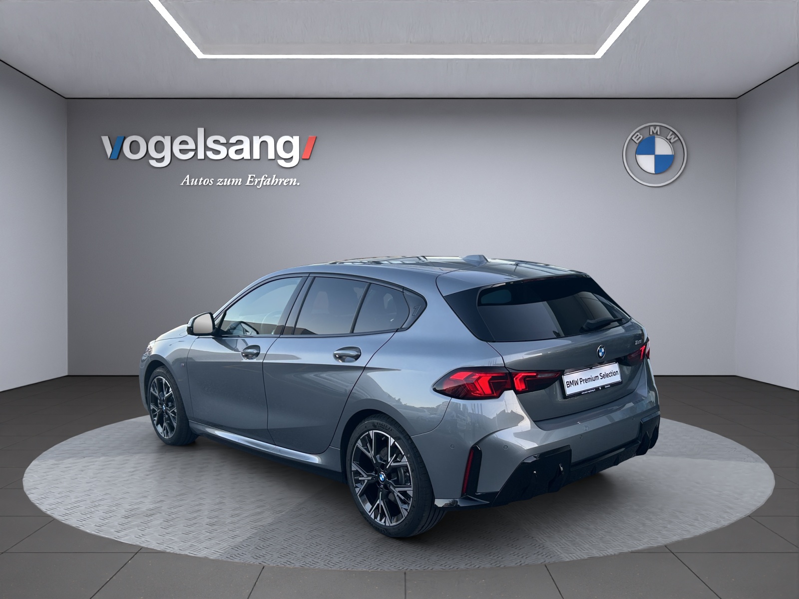 BMW 123 xDrive M Sport Steptronic-image-8