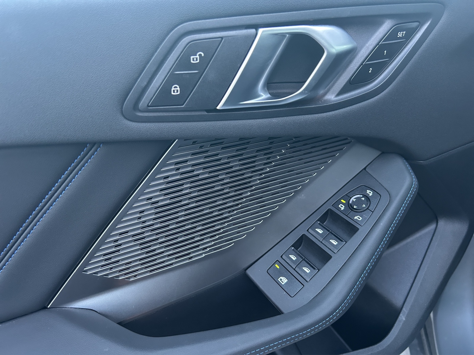 BMW 123 xDrive M Sport Steptronic-image-17