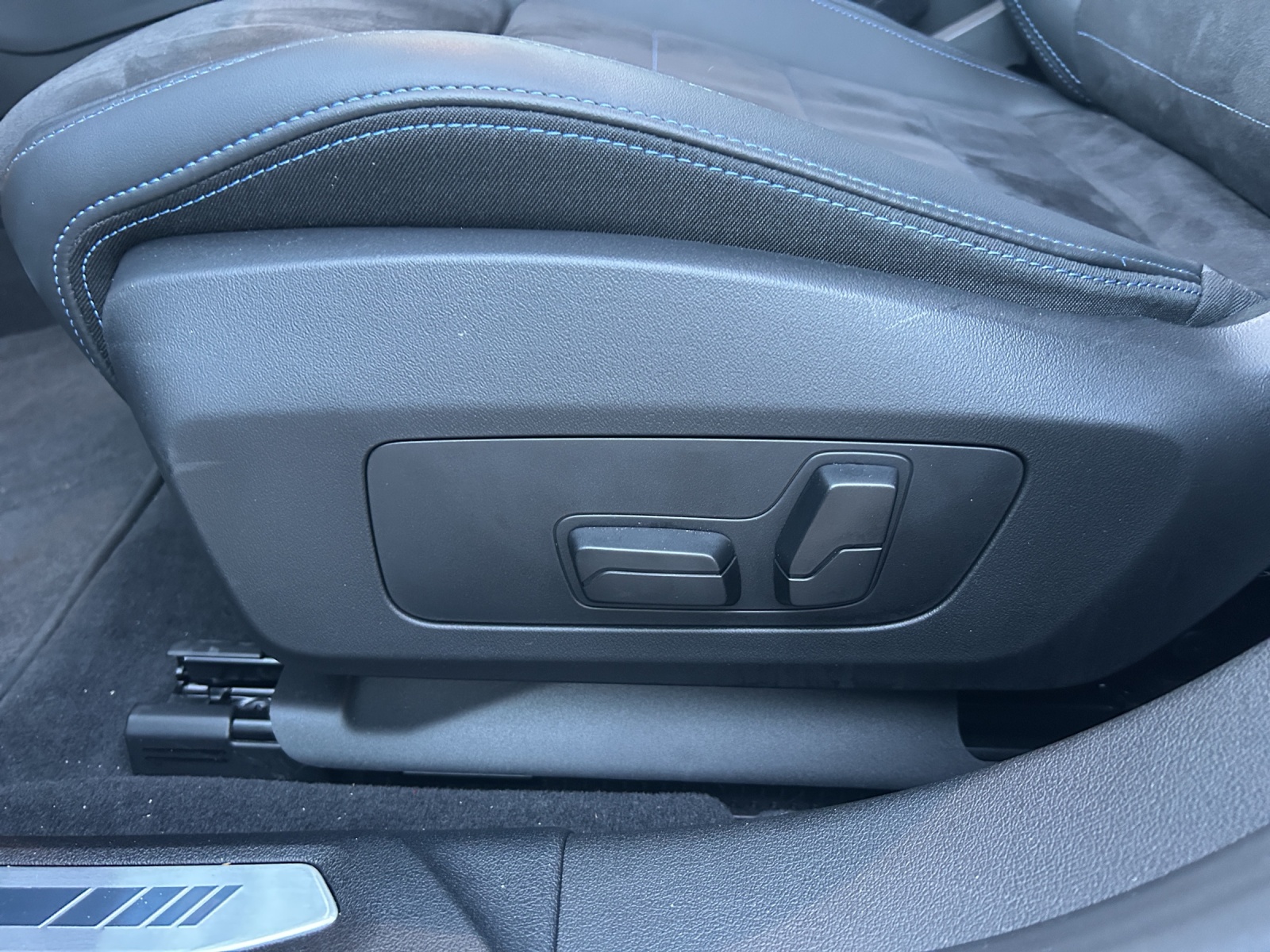 BMW 123 xDrive M Sport Steptronic-image-22