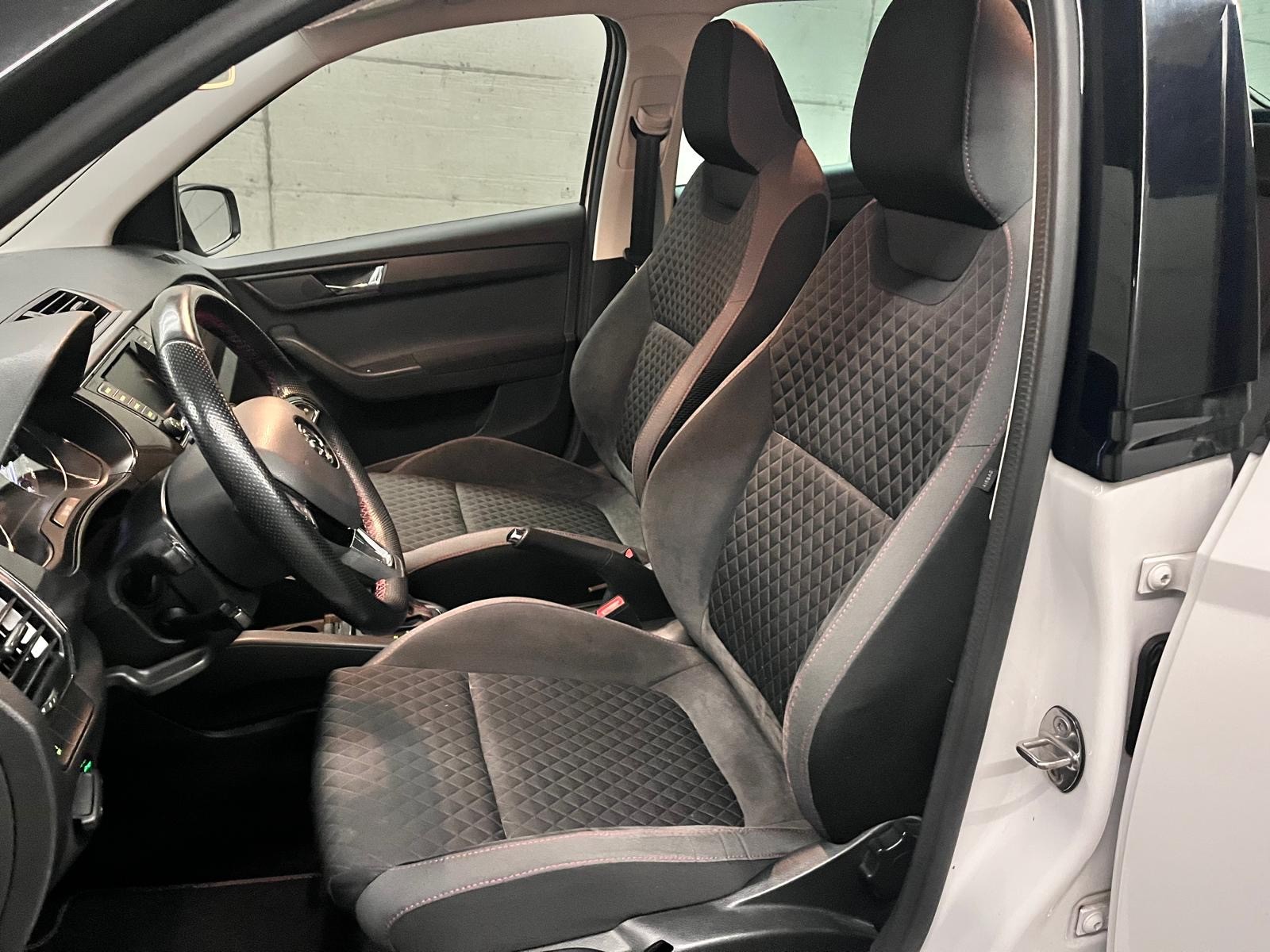 SKODA Fabia 1.4 TSI R5 DSG-image-7