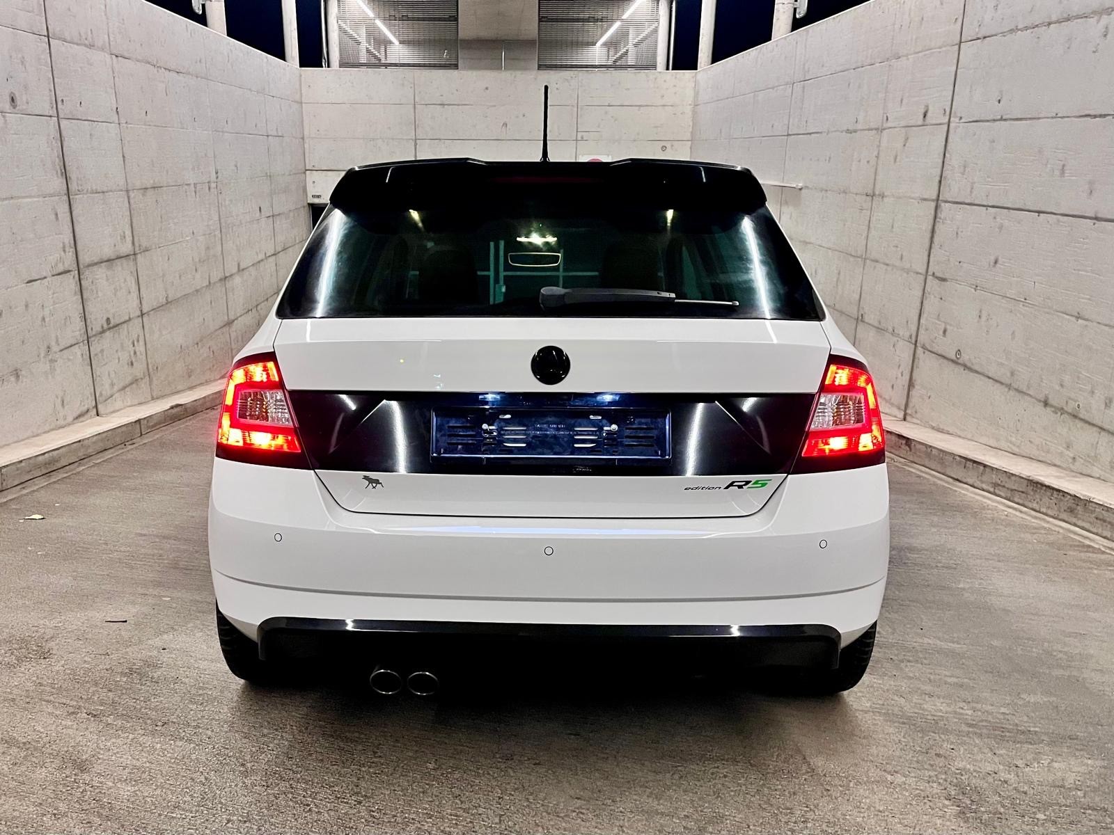 SKODA Fabia 1.4 TSI R5 DSG-image-3