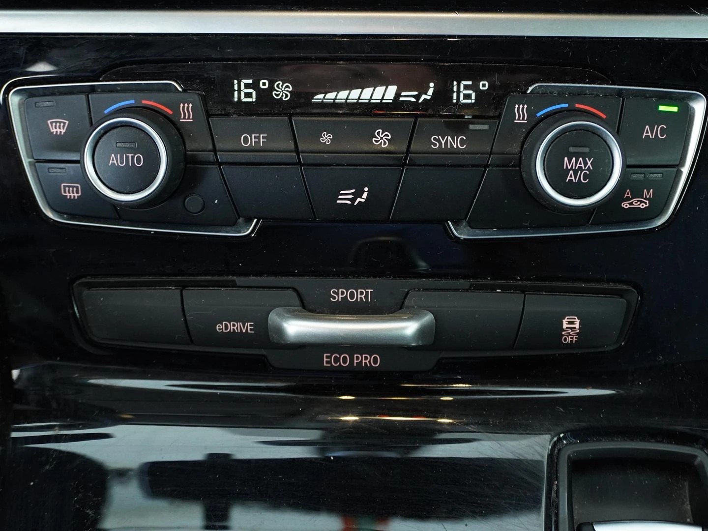 BMW 225xe iPerformance Active Tourer Sport Line Steptronic-image-7