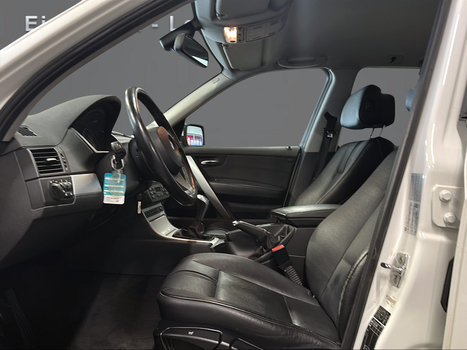 BMW X3 xDrive 20d (2.0d)-image-9