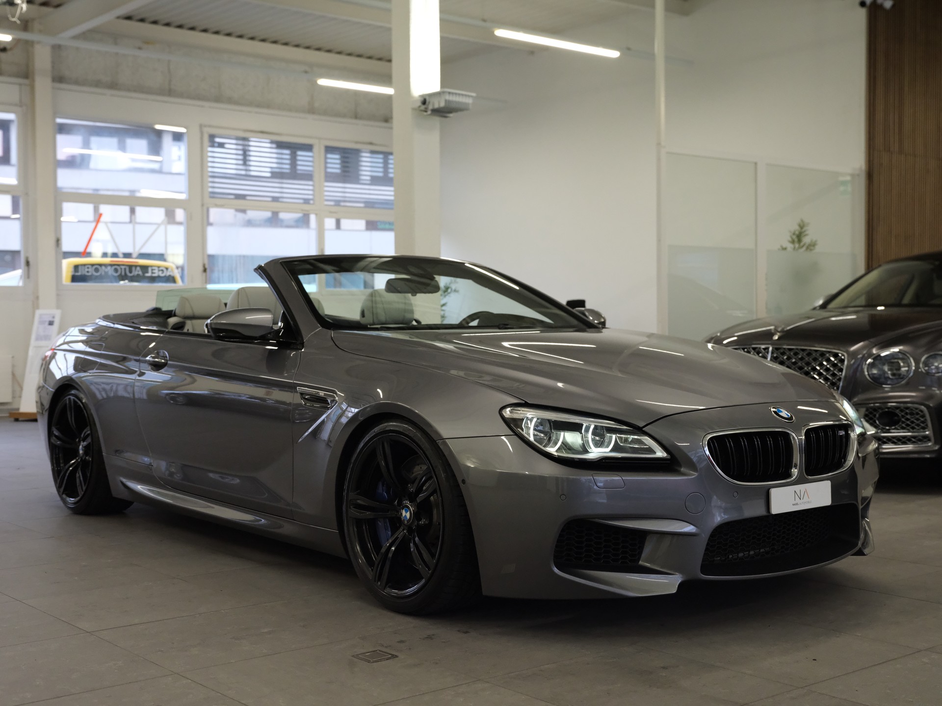 BMW M6 Cabrio Competition Drivelogic *Softclose* *Head-Up* *Harman/Kardon* *Memory-Sitz*-showroom-element-2