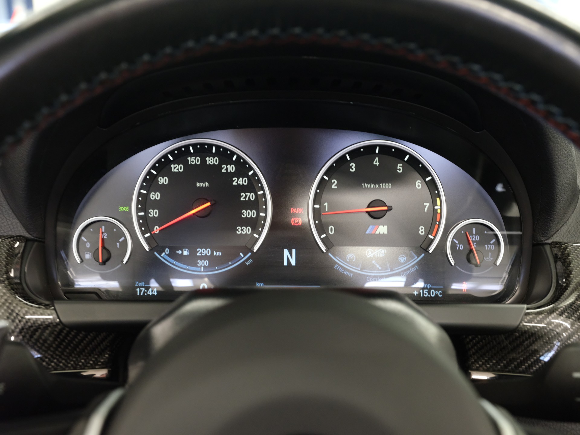 BMW M6 Cabrio Competition Drivelogic *Softclose* *Head-Up* *Harman/Kardon* *Memory-Sitz*-image-22