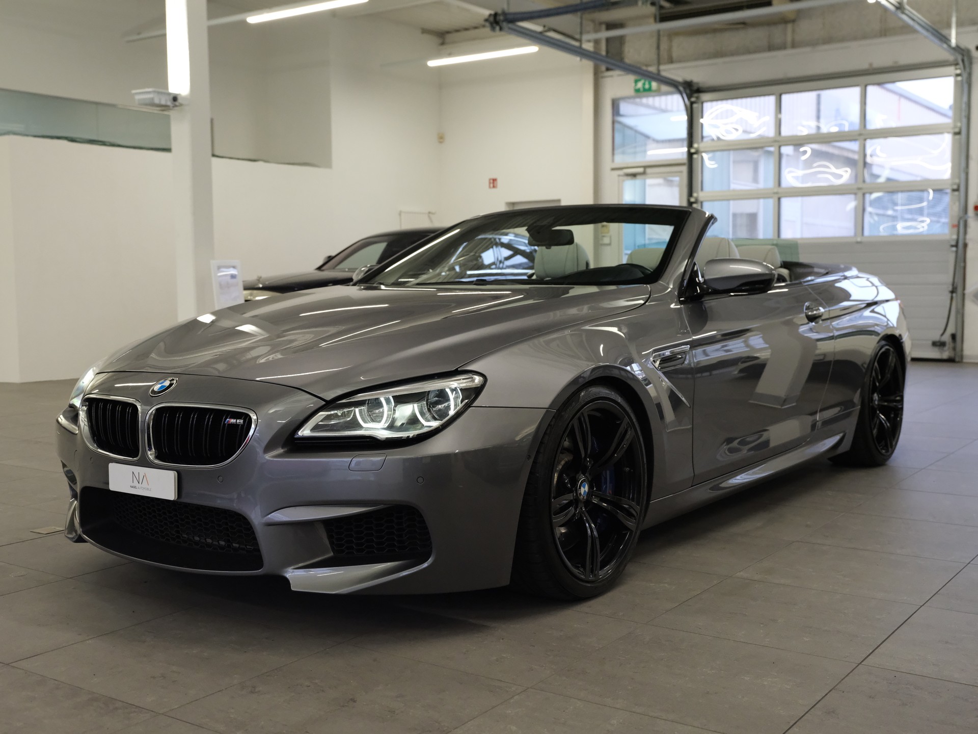 BMW M6 Cabrio Competition Drivelogic *Softclose* *Head-Up* *Harman/Kardon* *Memory-Sitz*-image-4