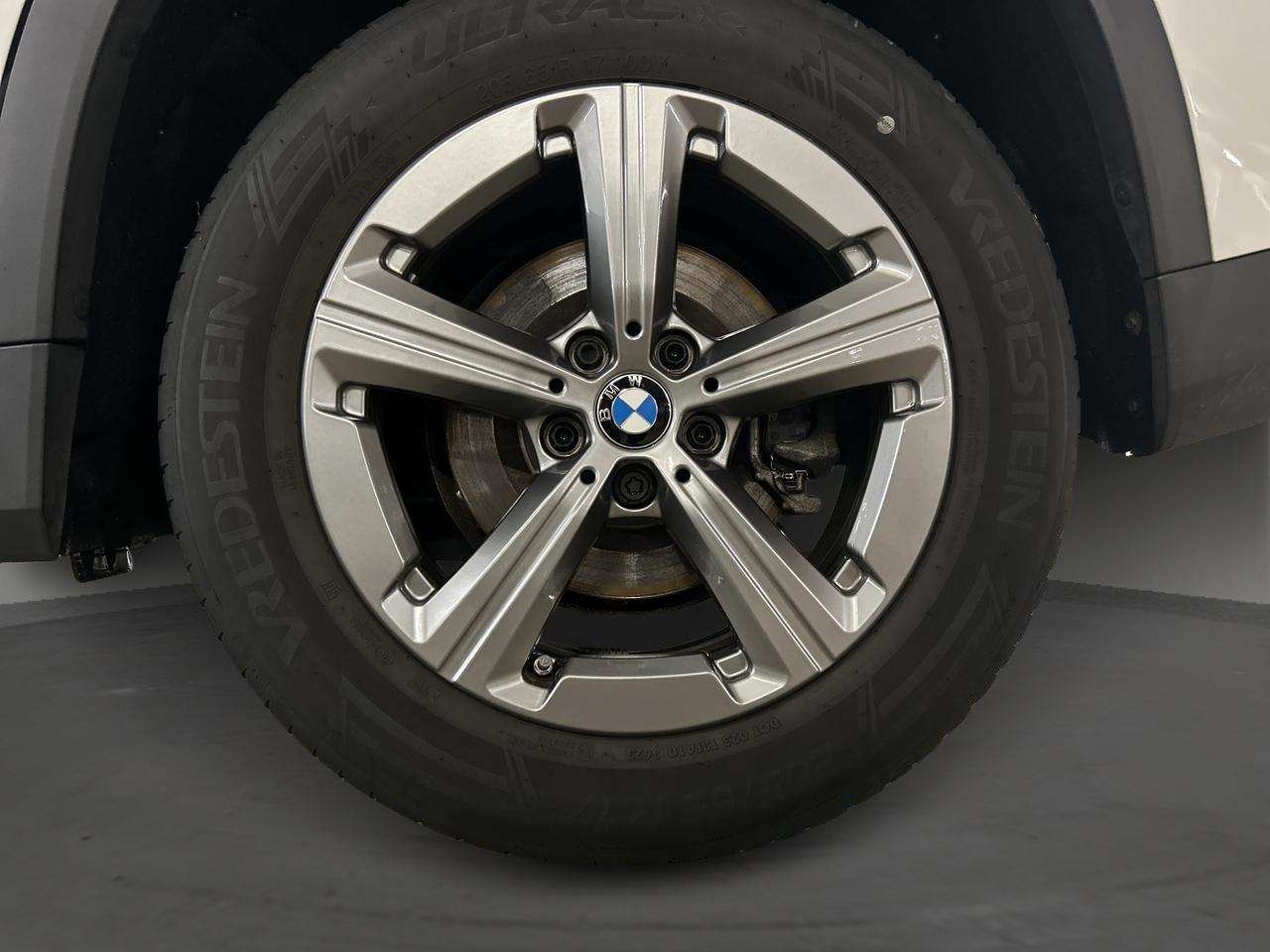 BMW X1 20d xDrive-image-11