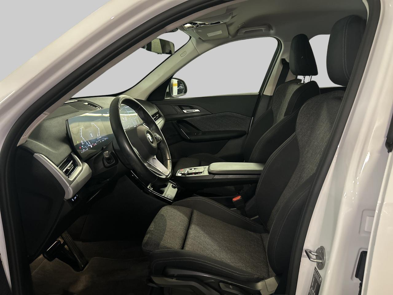 BMW X1 20d xDrive-image-13