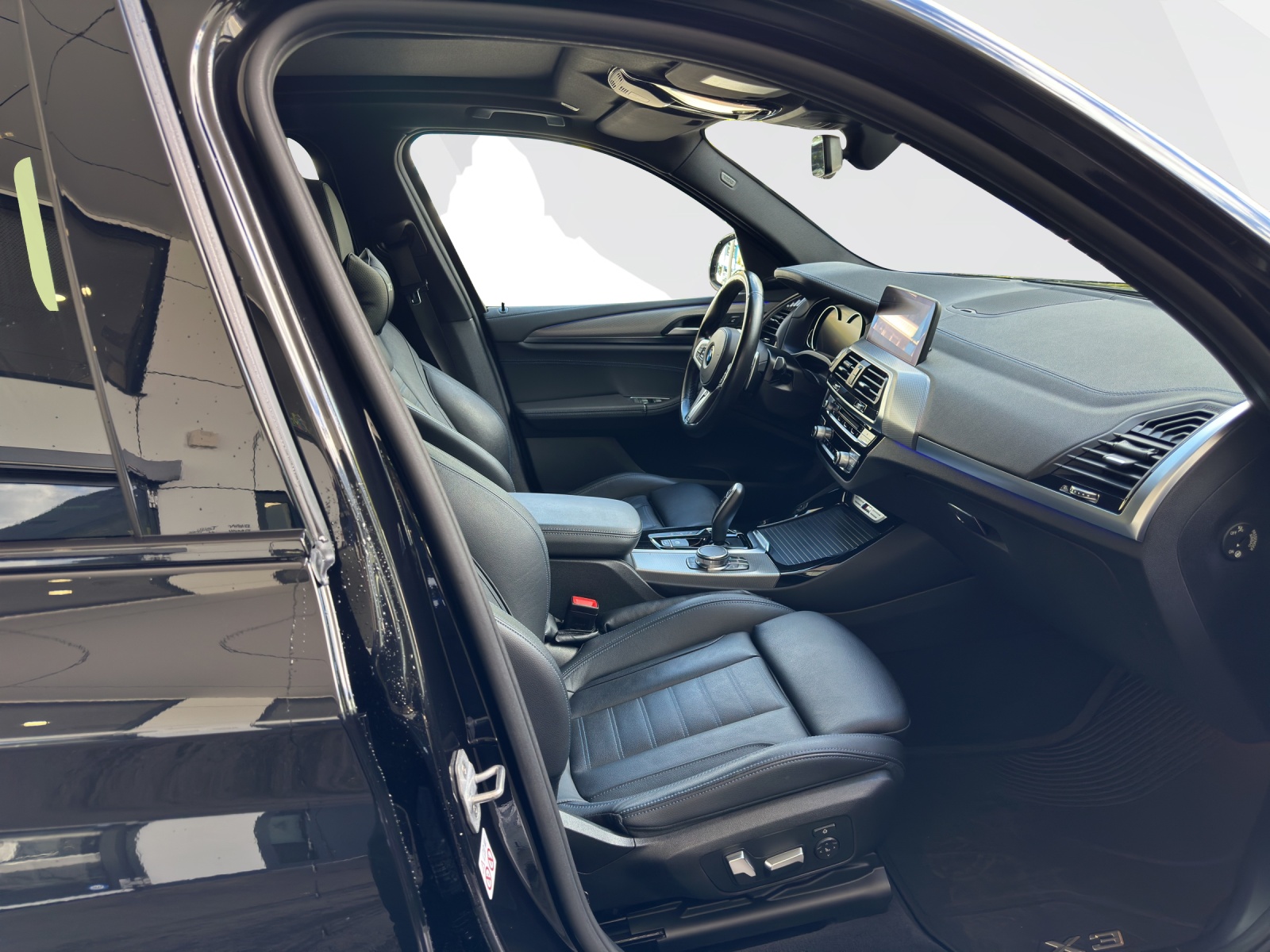 BMW X3 M40d xDrive-image-16
